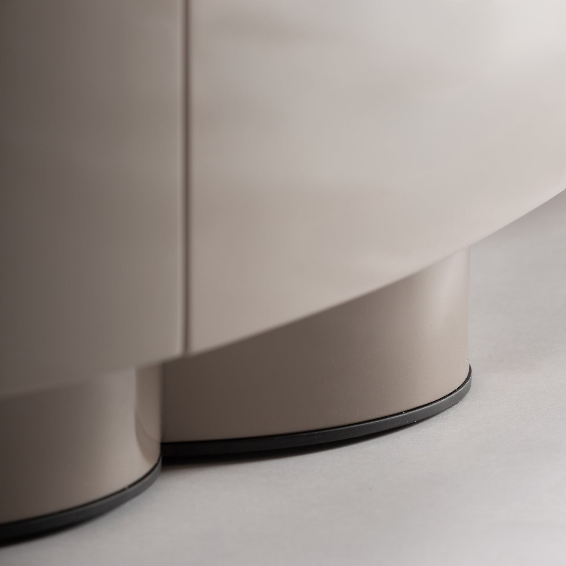 RTV-kast SINGEN crème