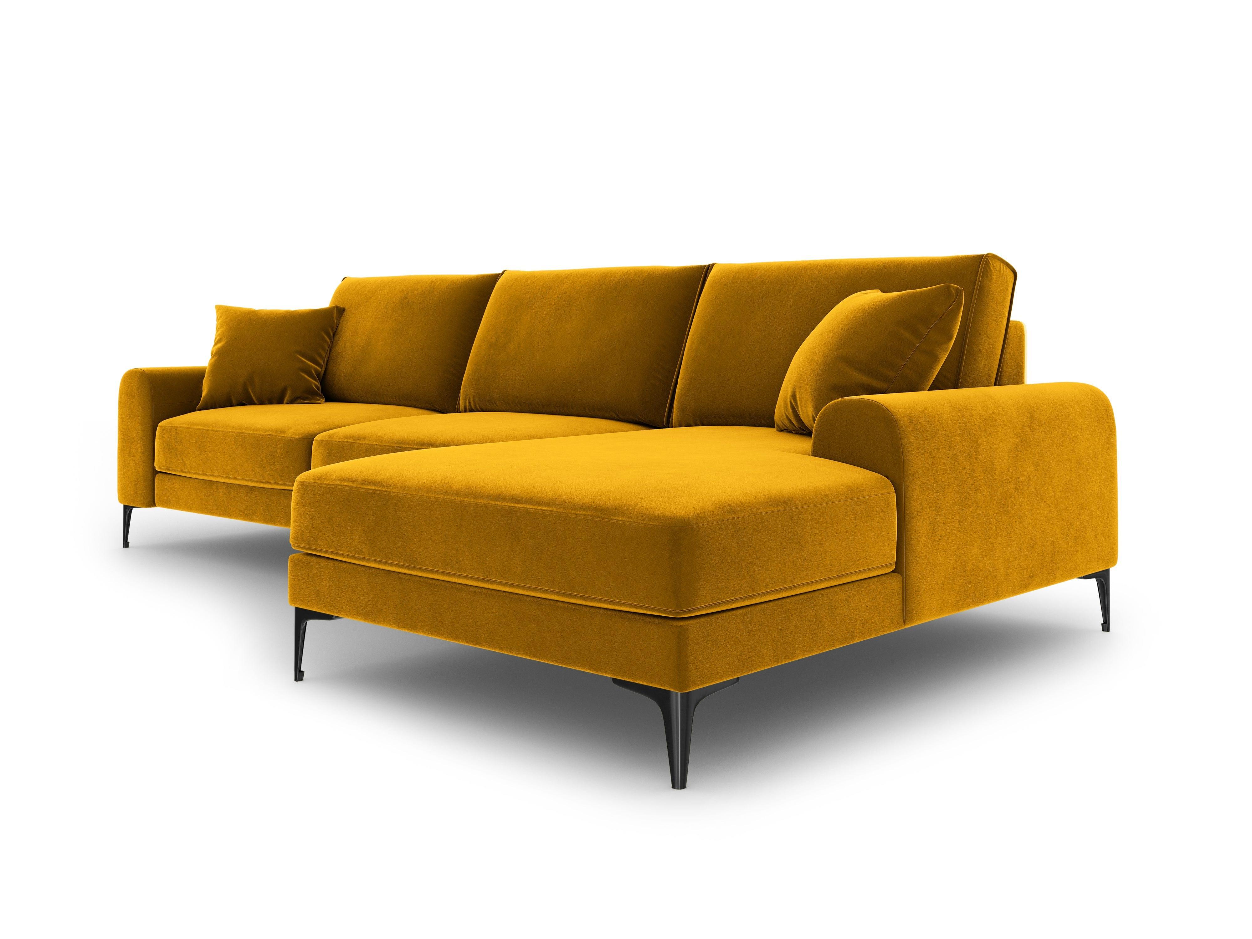 Narożnik aksamitny prawostronny MADARA musztardowy z czarną podstawą Mazzini Sofas Eye on Design