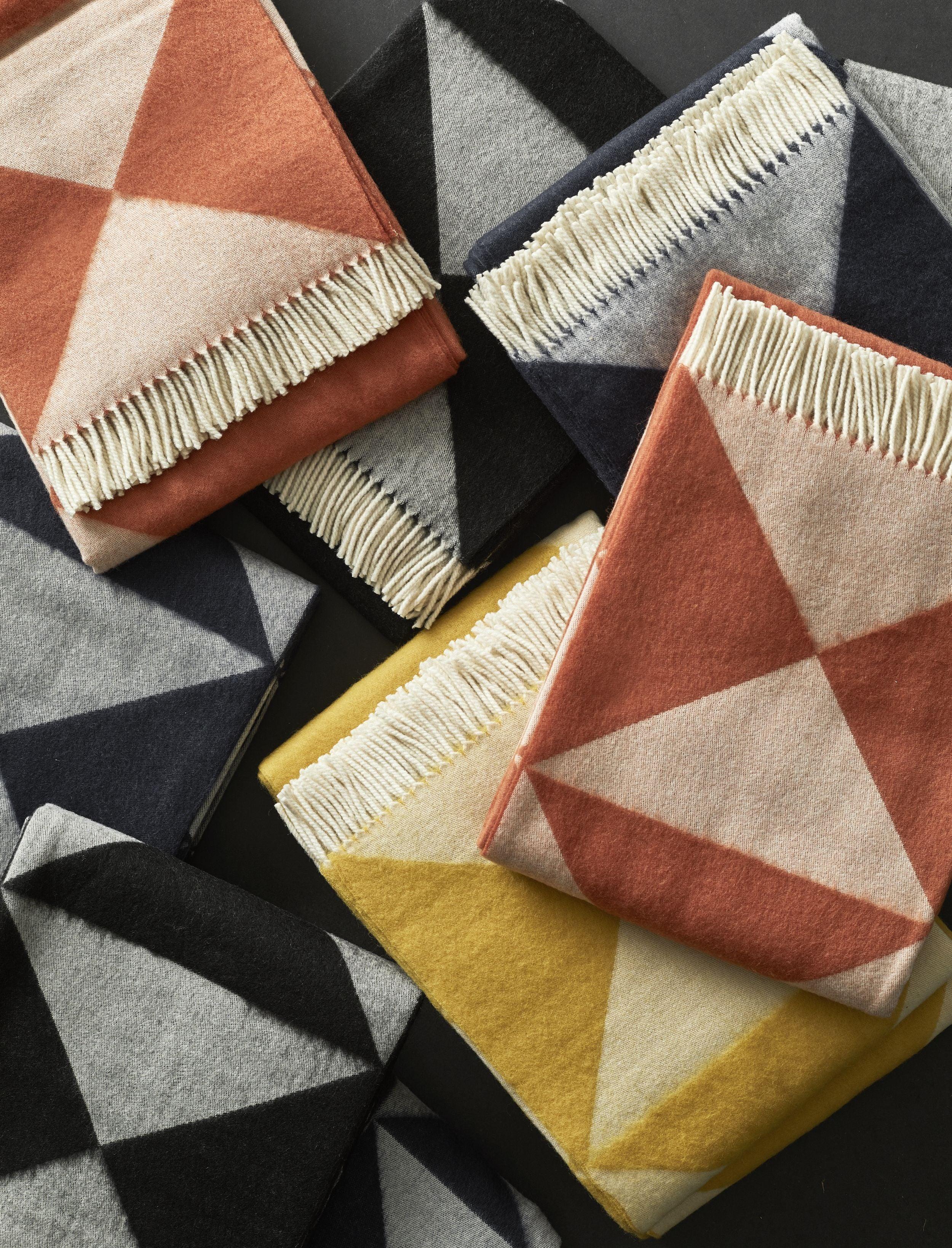 Narzuta MIRROR THROW żółty Verpan Eye on Design