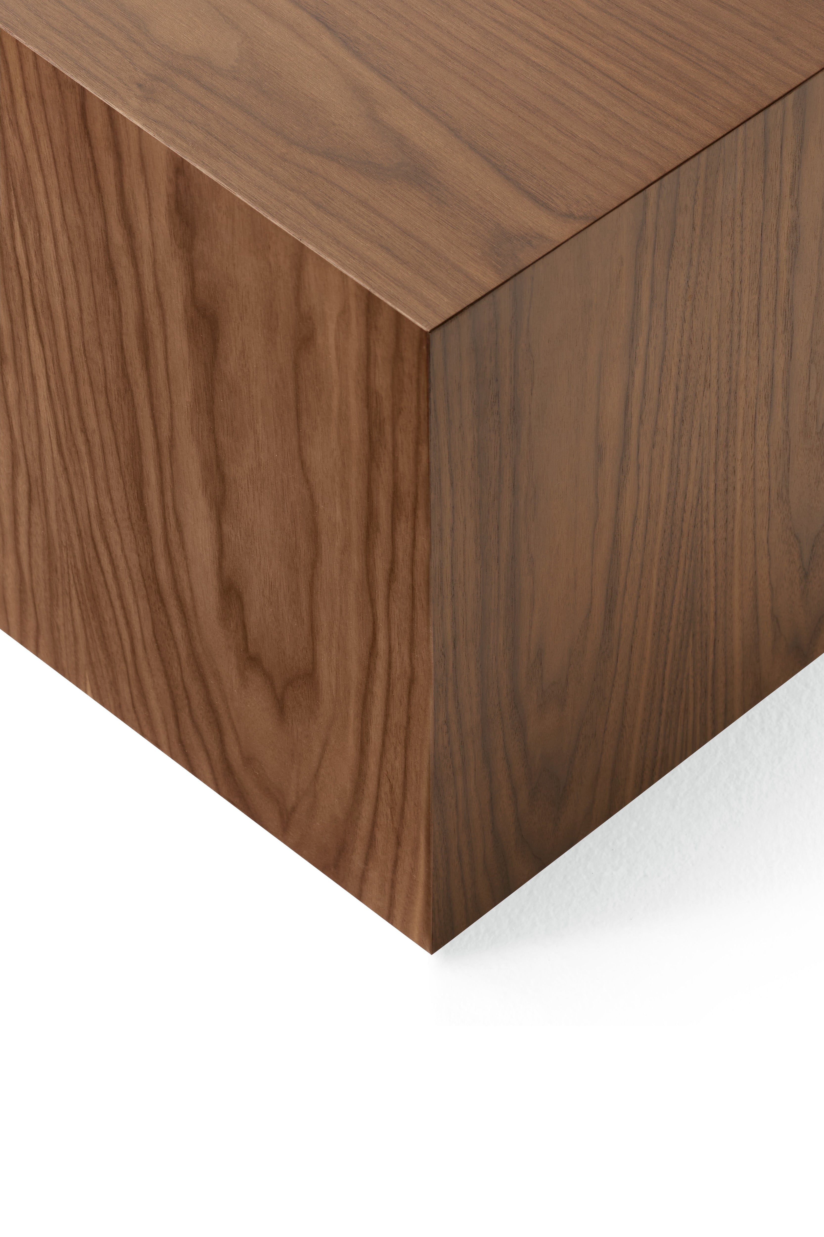 Zijtafel met lade MASS notenhout