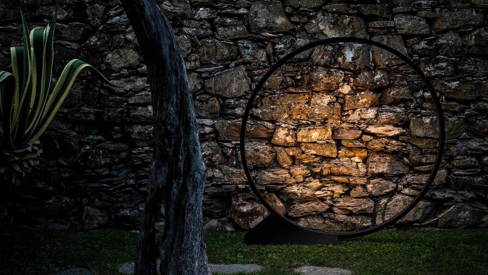 Buiten vloerlamp O zwart