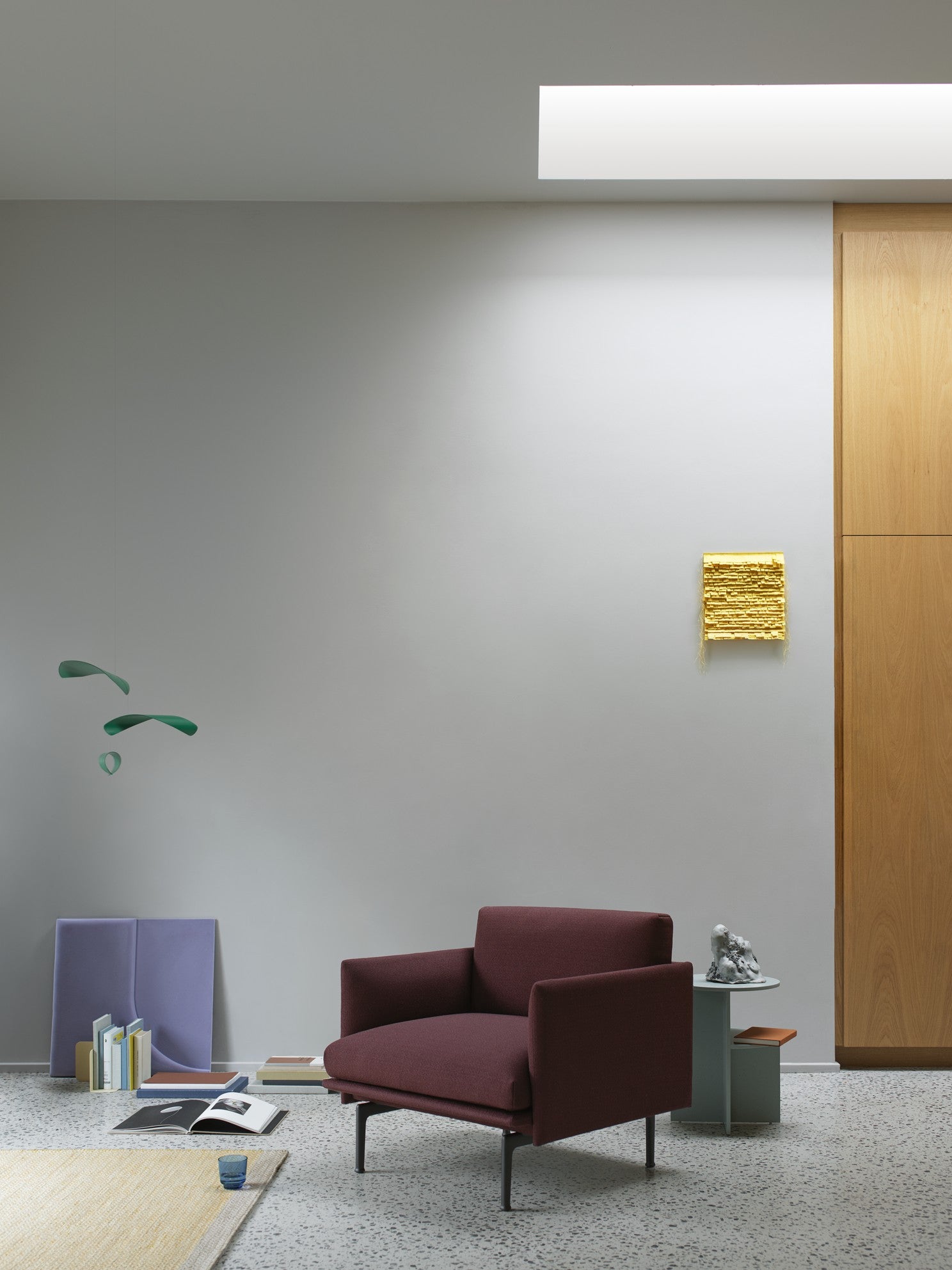Fotel OUTLINE STUDIO op maat gemaakt