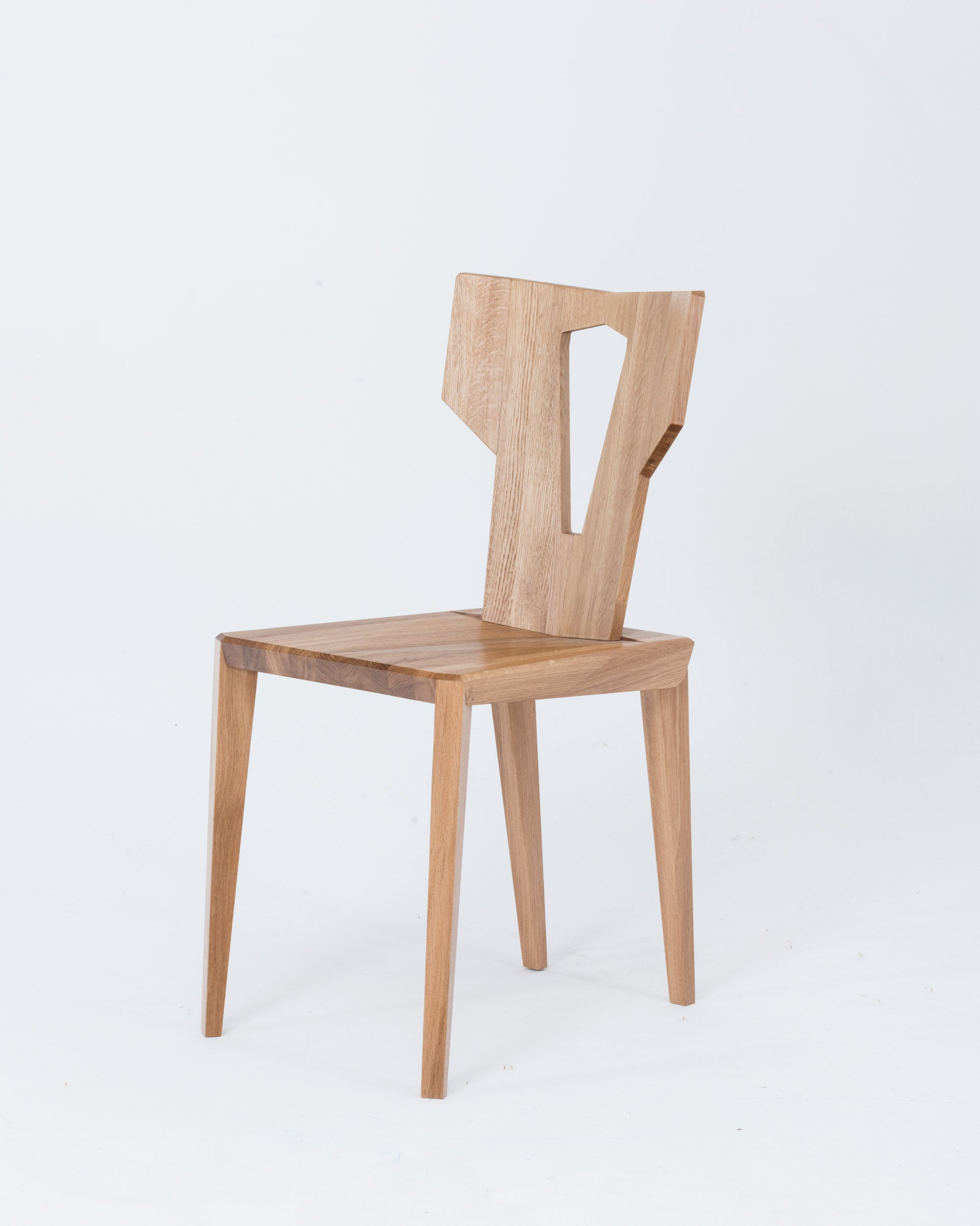 PEGAS Chair Oak