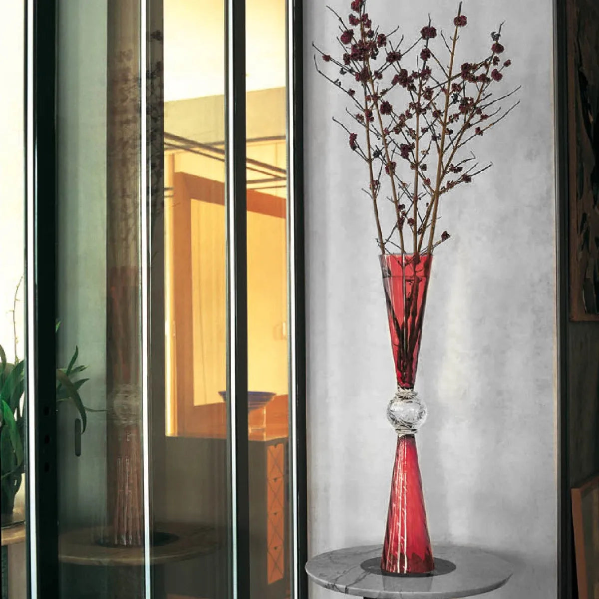 PERIGOT Vase aus rotem geblasenem Glas