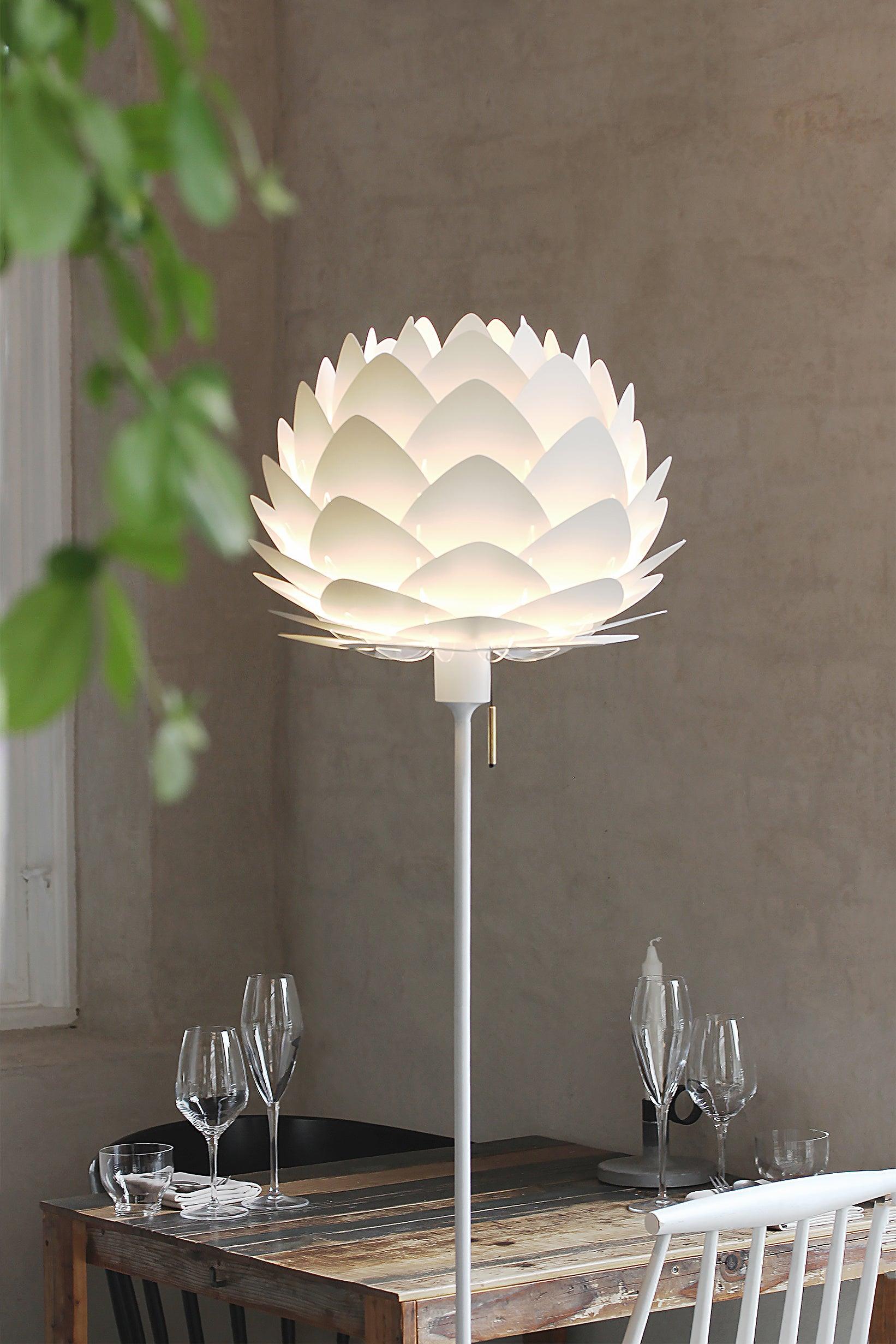 Podstawa lampy podłogowej SANTE FLOOR biały UMAGE Eye on Design