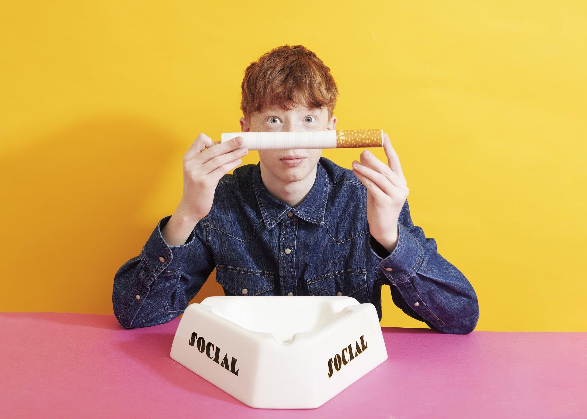 Popielniczka SOCIAL SMOKER biały Seletti Eye on Design