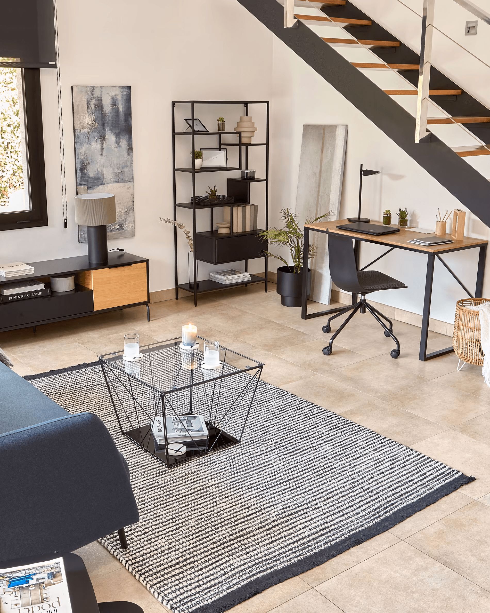 Regał SHANTAY czarny La Forma Eye on Design