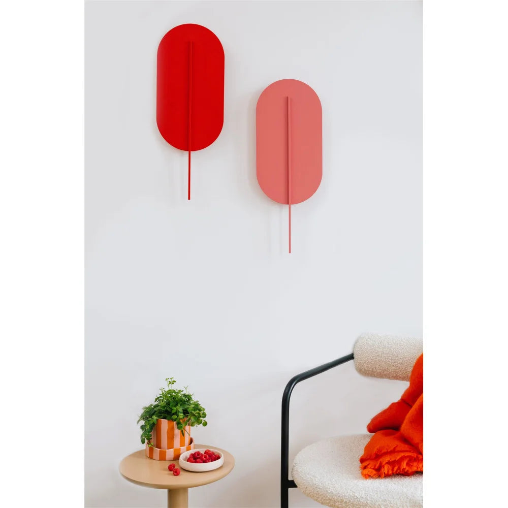 ROKKE pink wall lamp