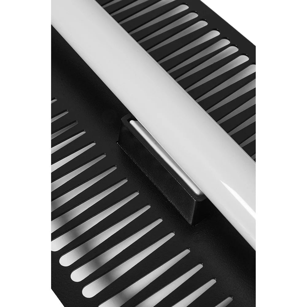 SAUVA black wall lamp