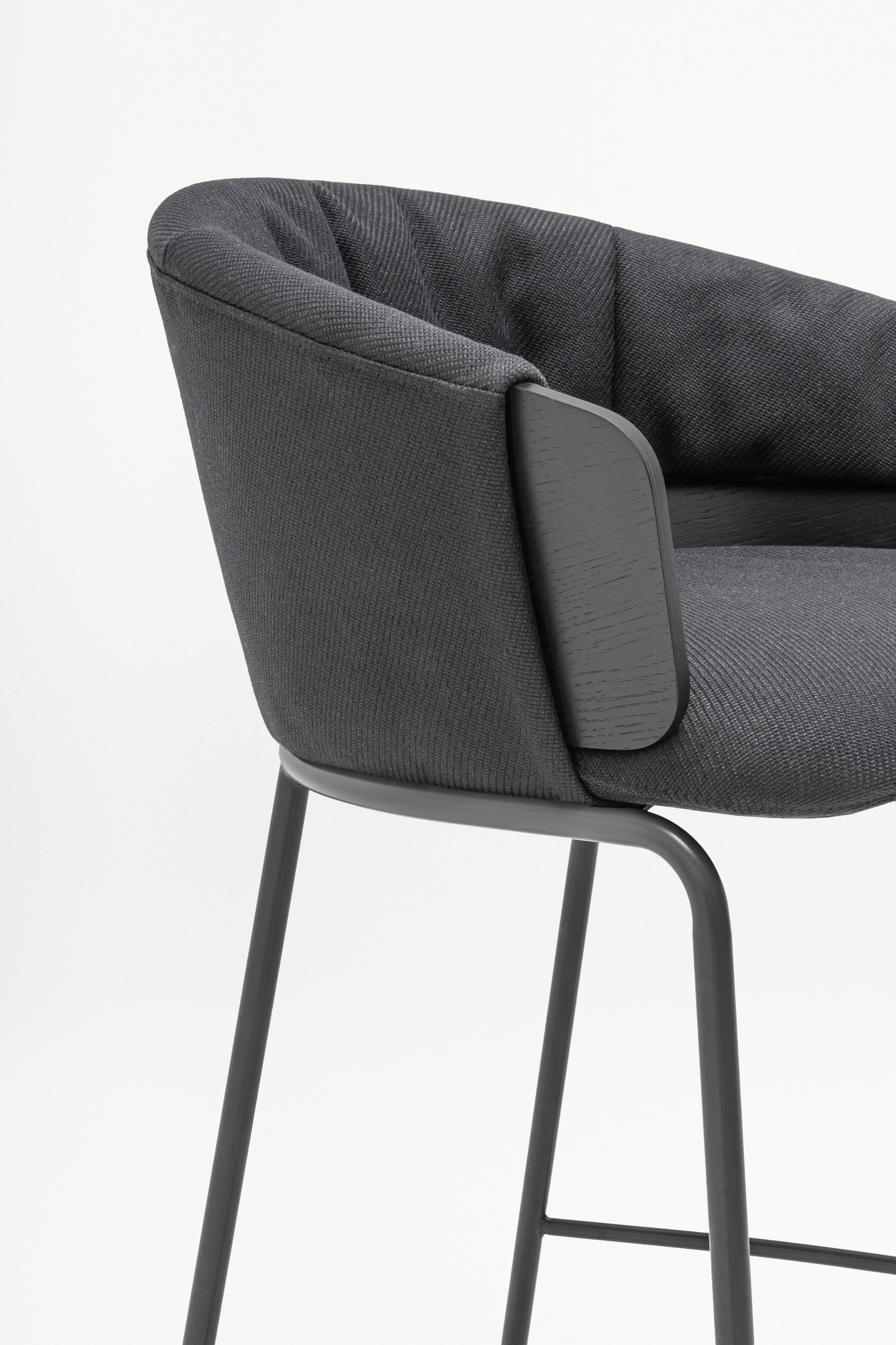 Barkruk COLLAR met metalen basis