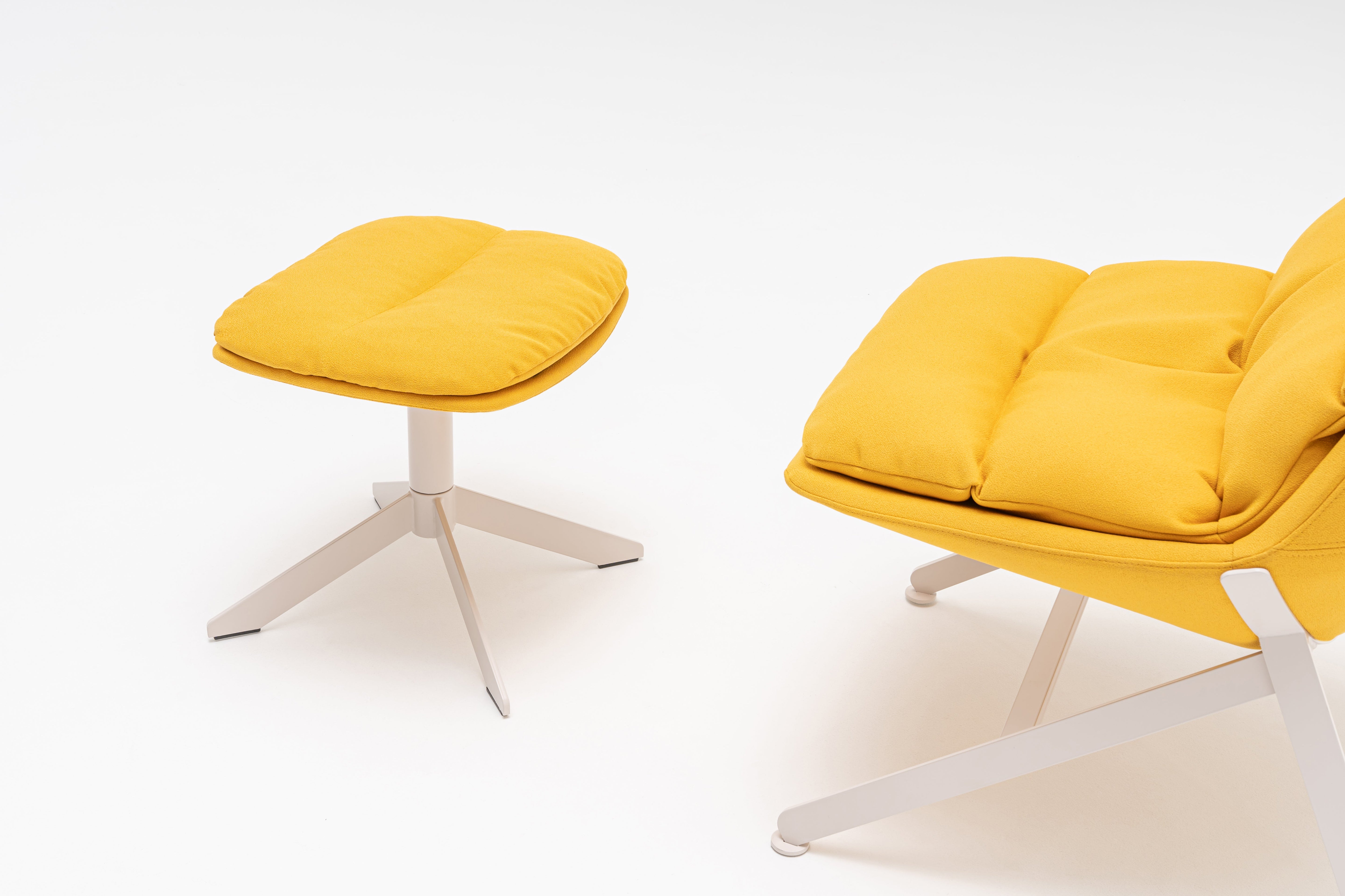 Gestoffeerde FAT FRANK voetensteun