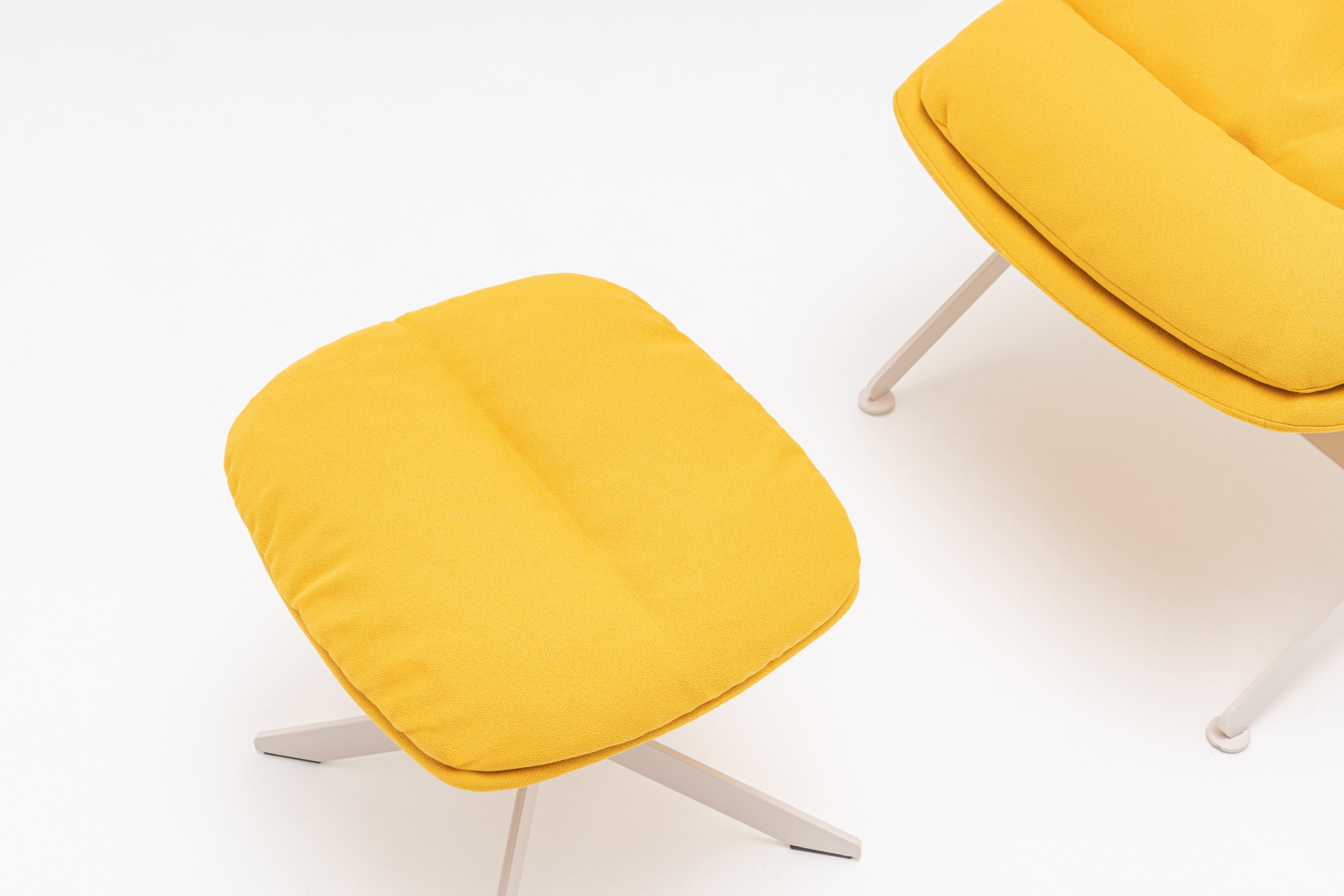 Gestoffeerde FAT FRANK voetensteun