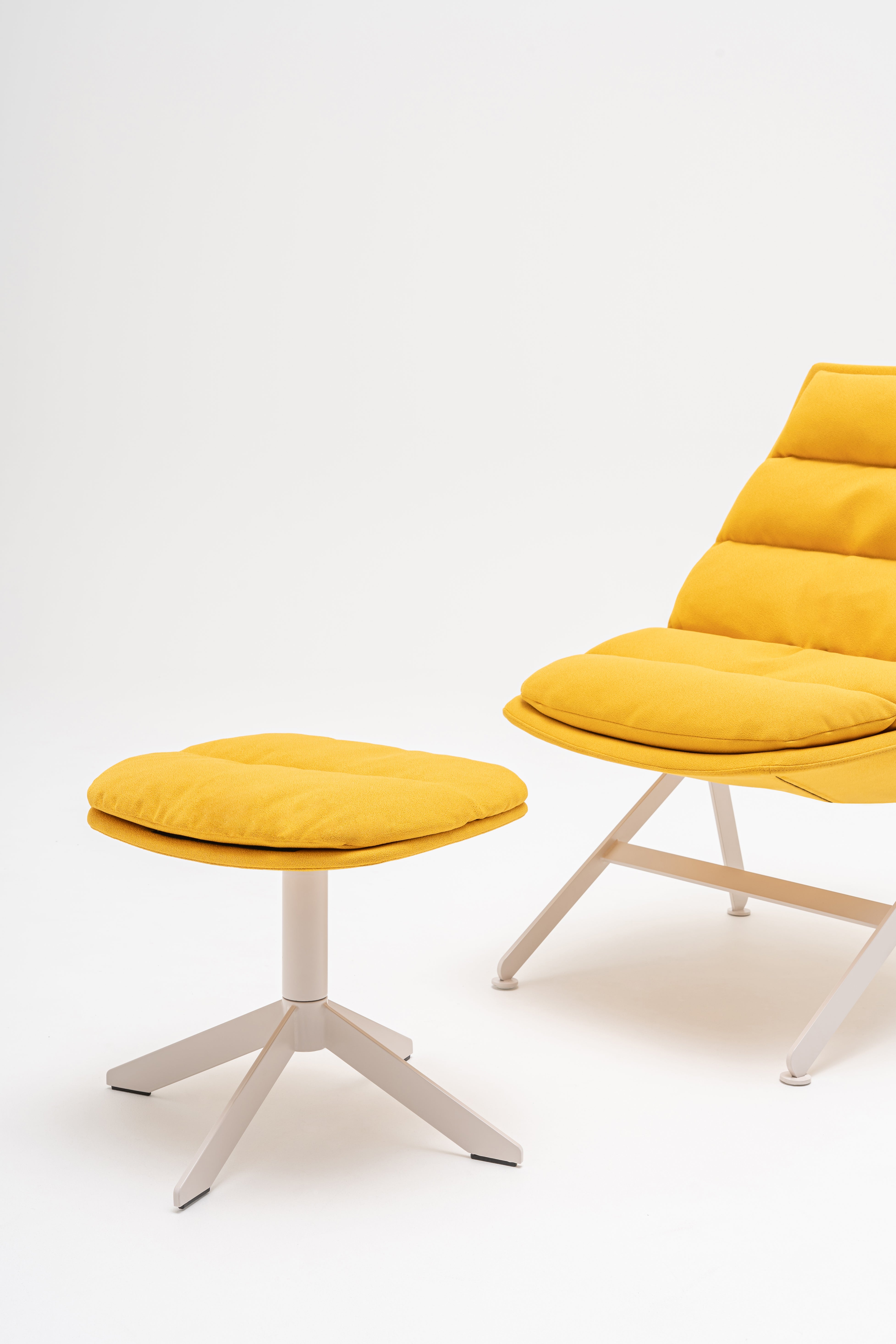 Gestoffeerde FAT FRANK voetensteun