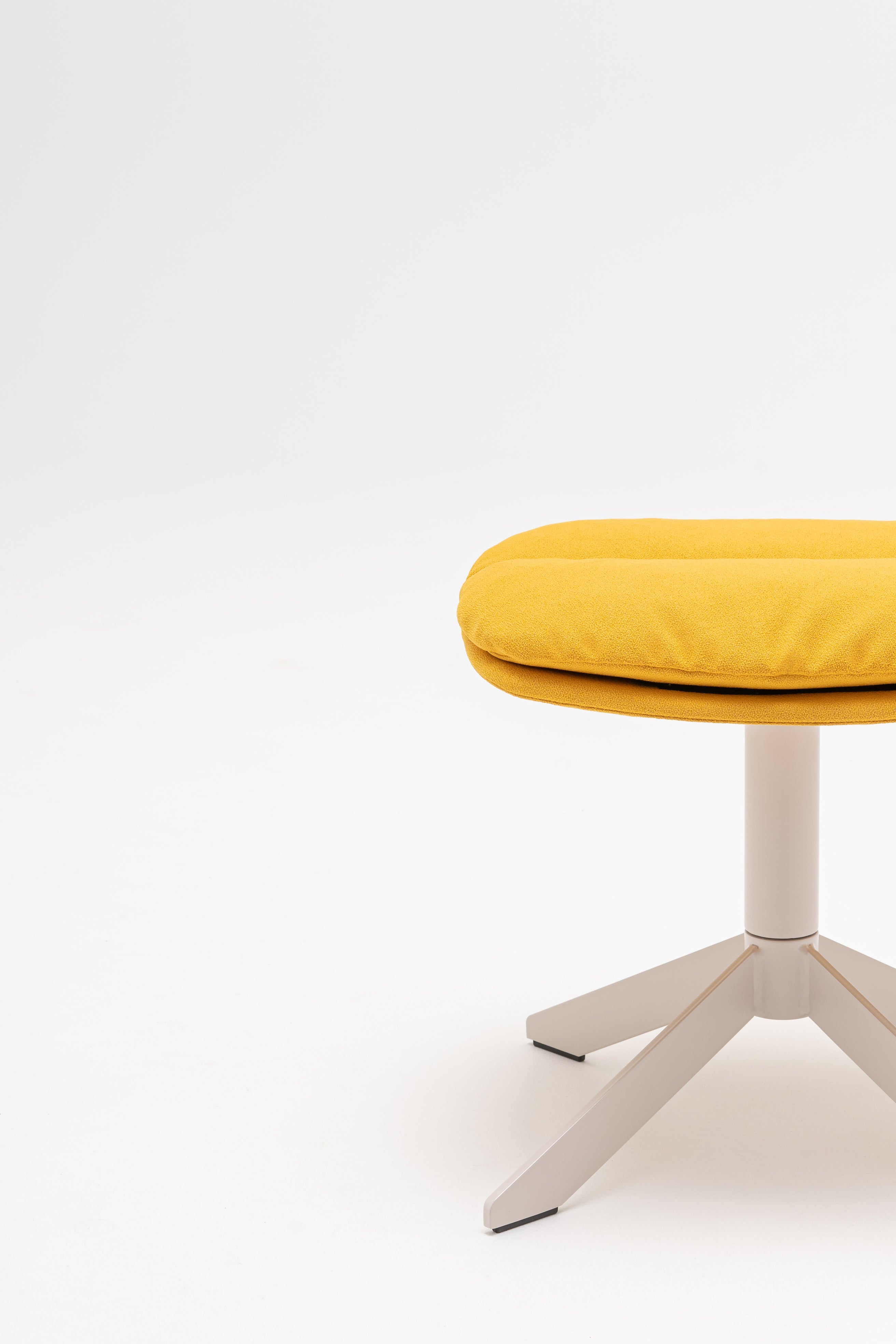 Gestoffeerde FAT FRANK voetensteun