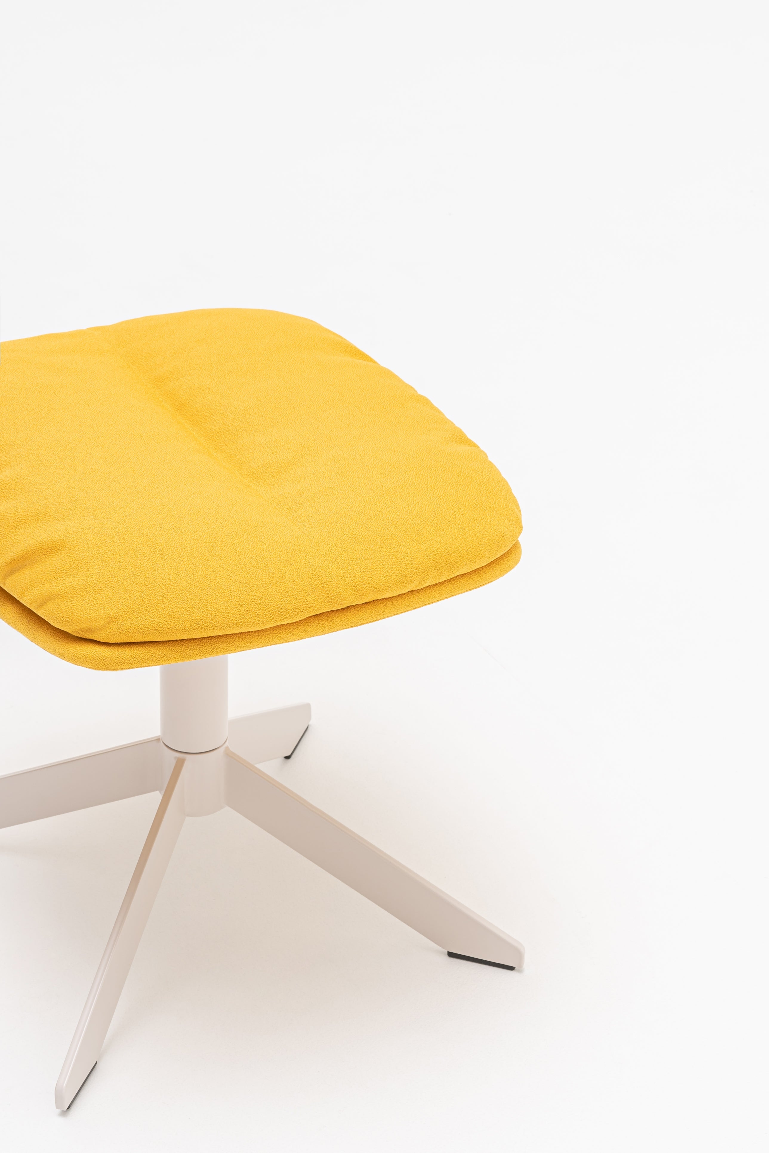 Gestoffeerde FAT FRANK voetensteun