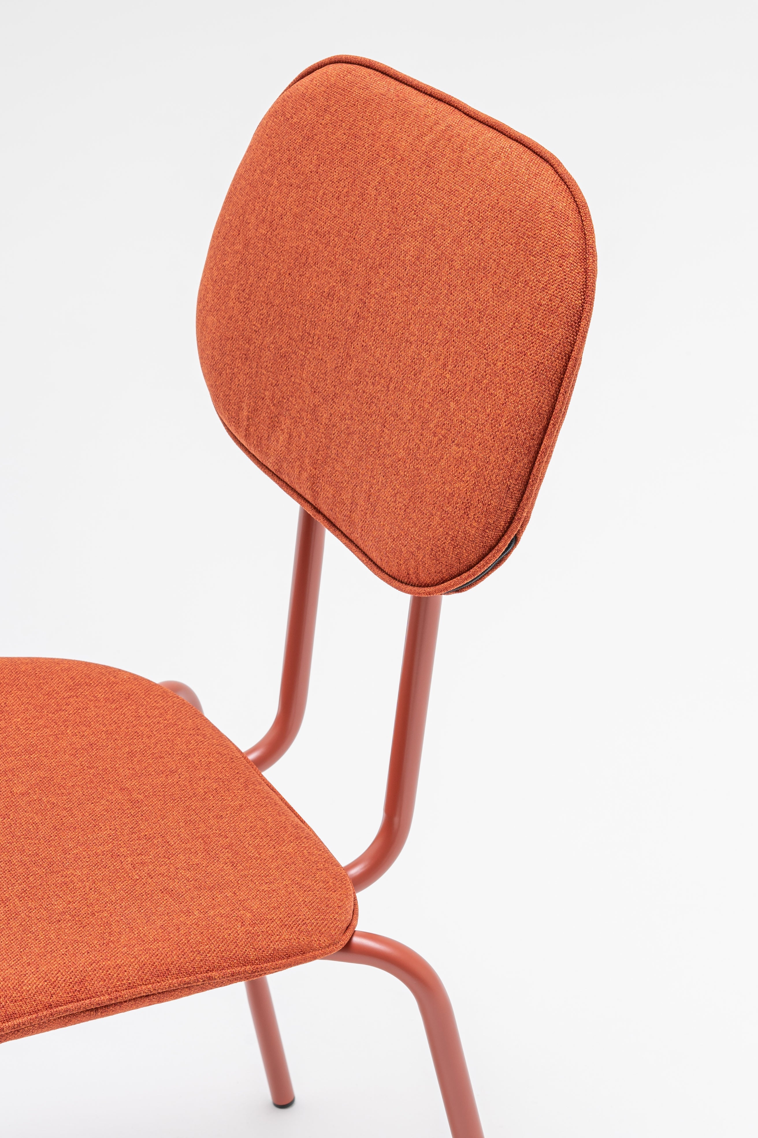 Gestoffeerde stoel NEW SCHOOL met metalen basis