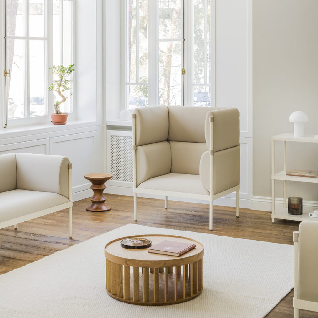 Fotel wysoki STILT tapicerowany do salonu – .mdd