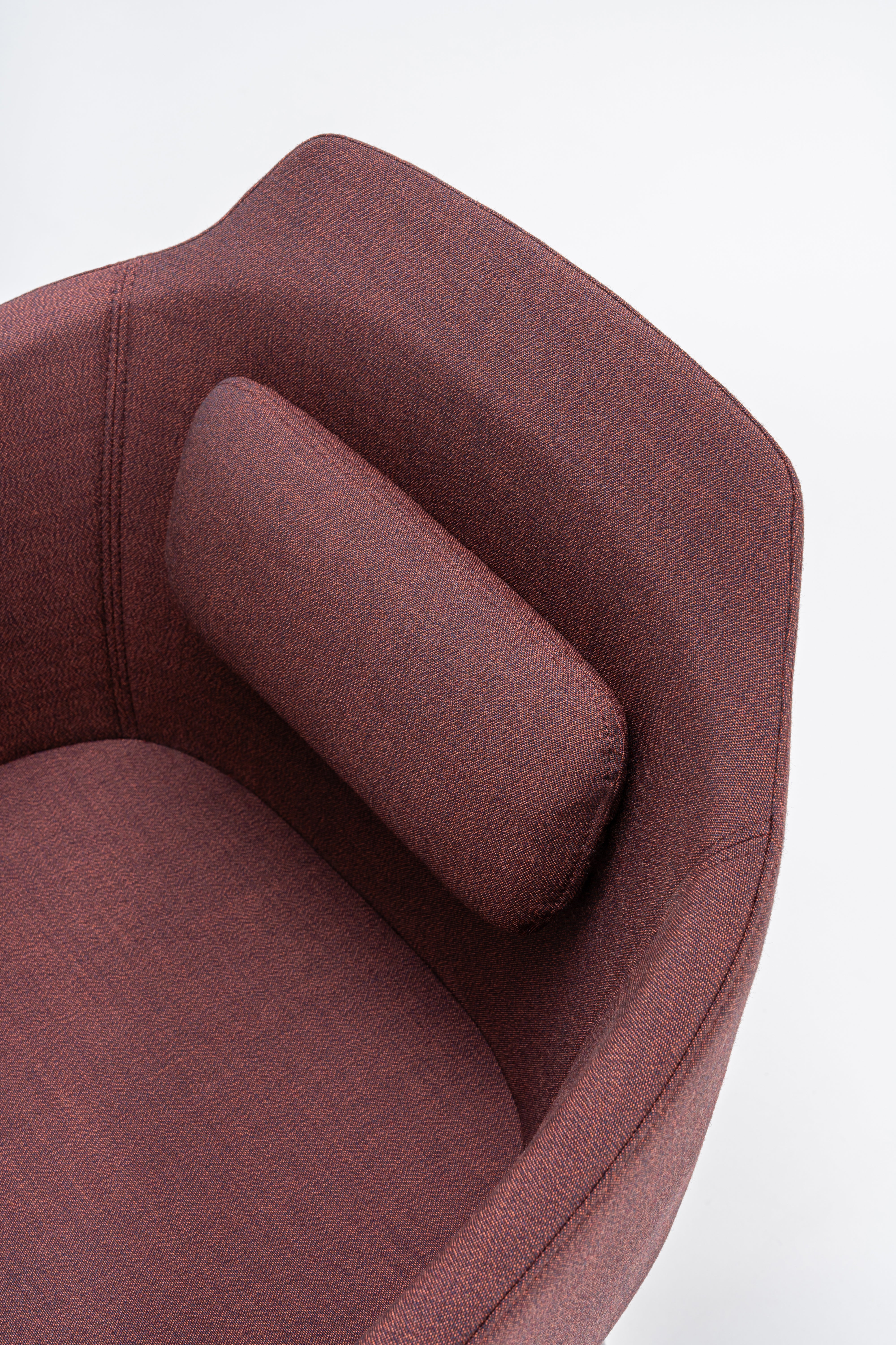 Stoel ULTRA met sledebasis en glijders voor zachte oppervlakken