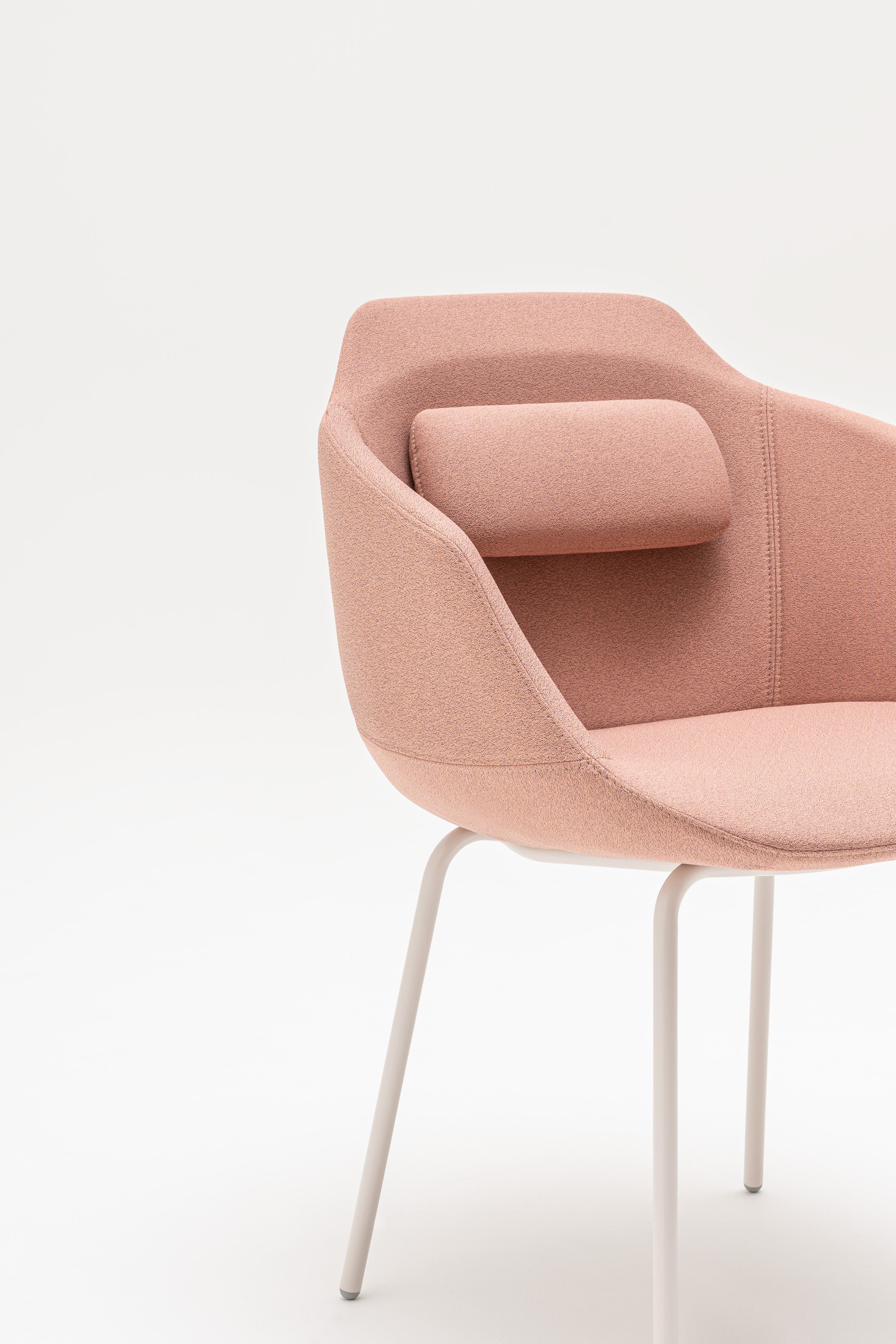 Stoel ULTRA met metalen basis