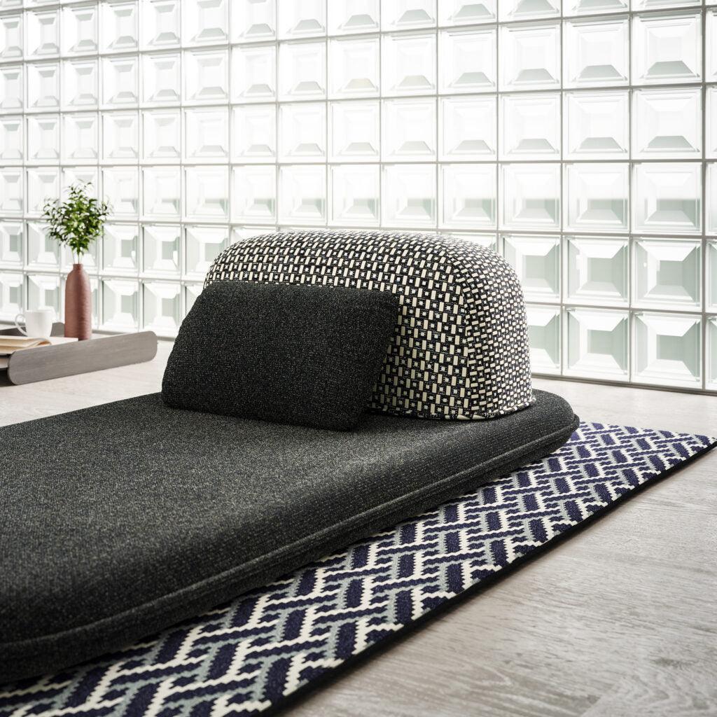 Siedzisko CAILLOU szaro-bordowy Liu Jo Living Eye on Design