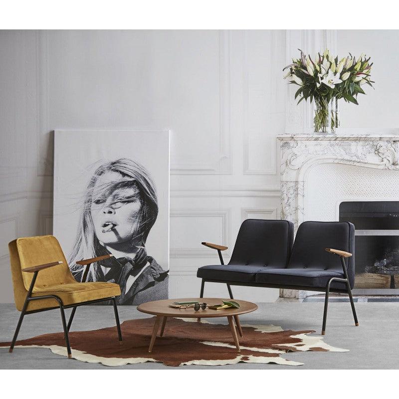 Sofa 2-osobowa 366 METAL zielony w tkaninie Velvet Bottle Green 366 concept Eye on Design