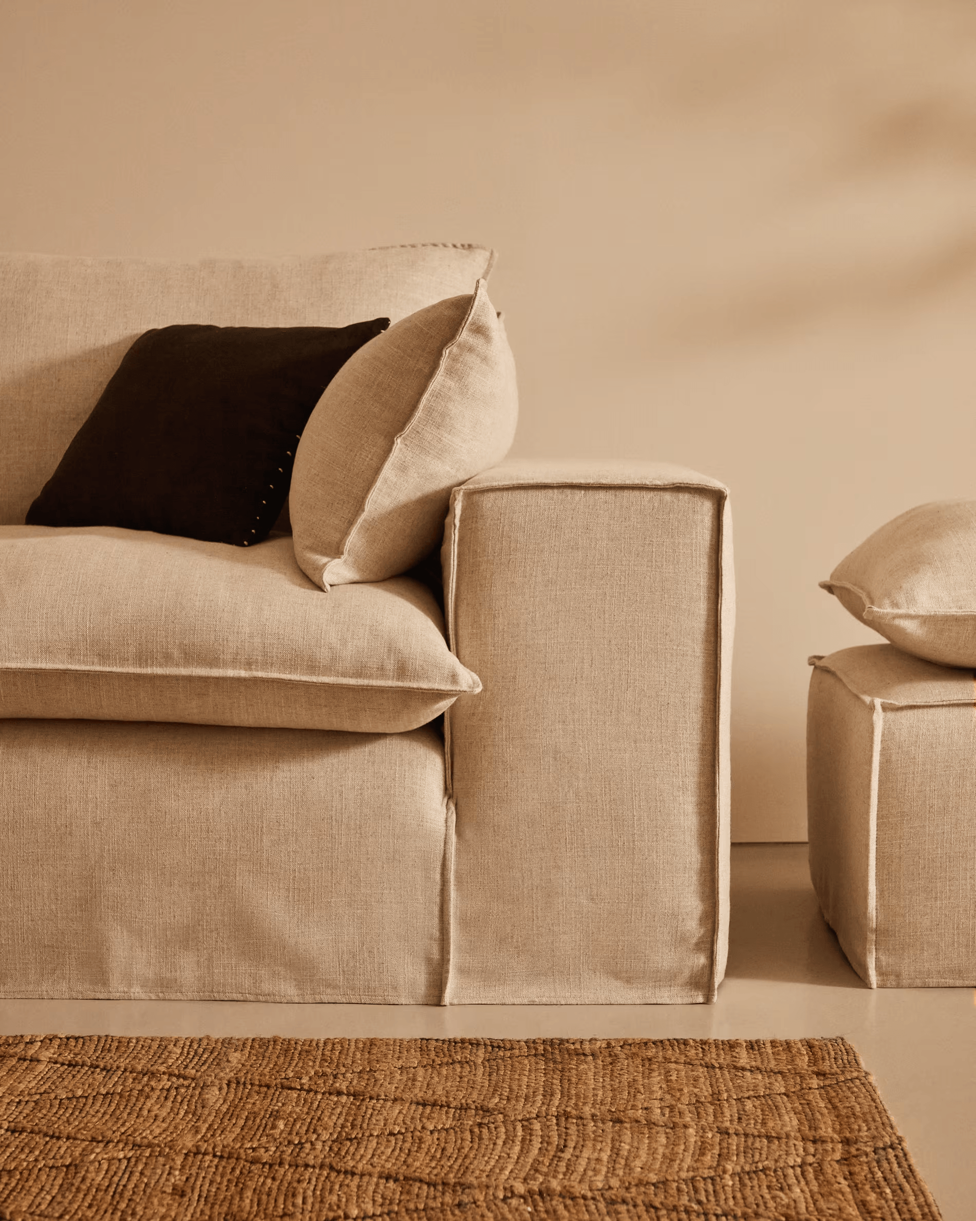 Sofa 3-osobowa ze zdejmowanym pokrowcem ANARELA beżowy – Kave Home