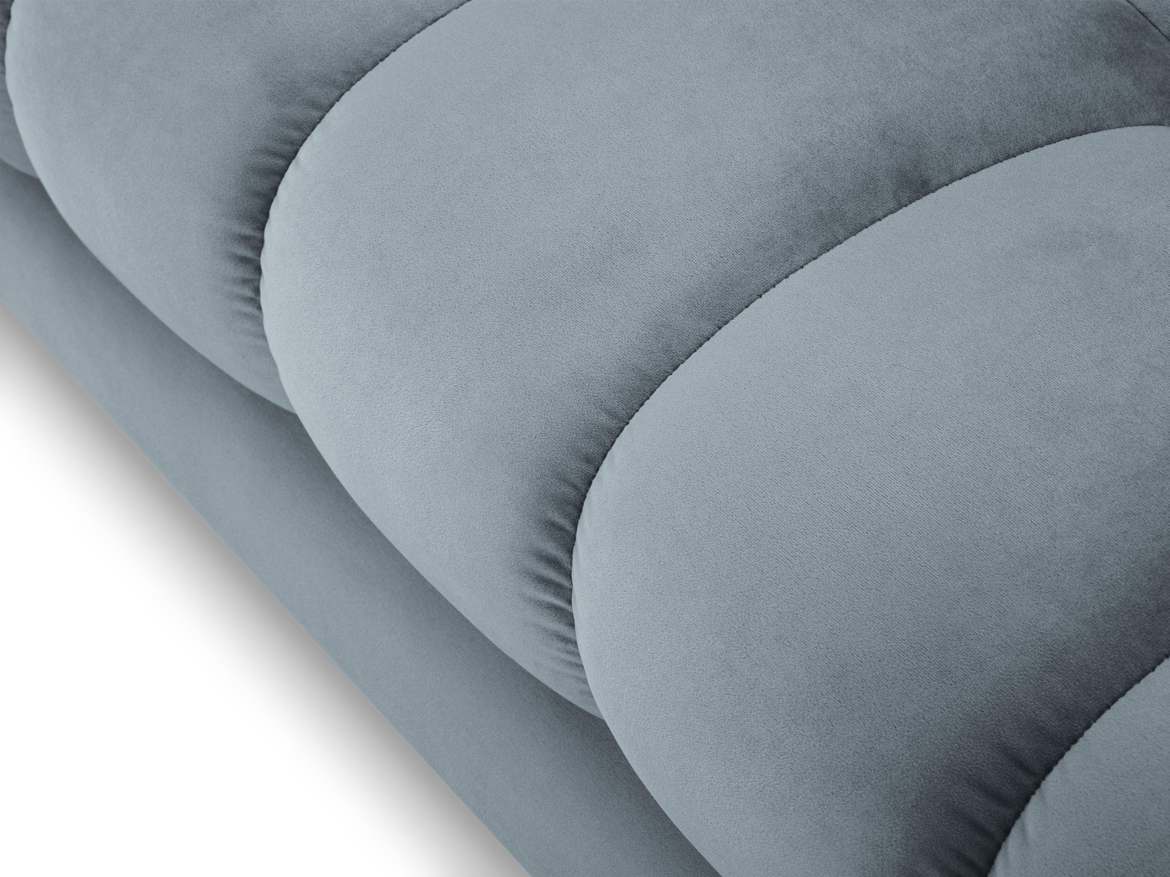 Sofa aksamitna 2-osobowa BALI jasnoniebieski ze złotą podstawą Cosmopolitan Design Eye on Design