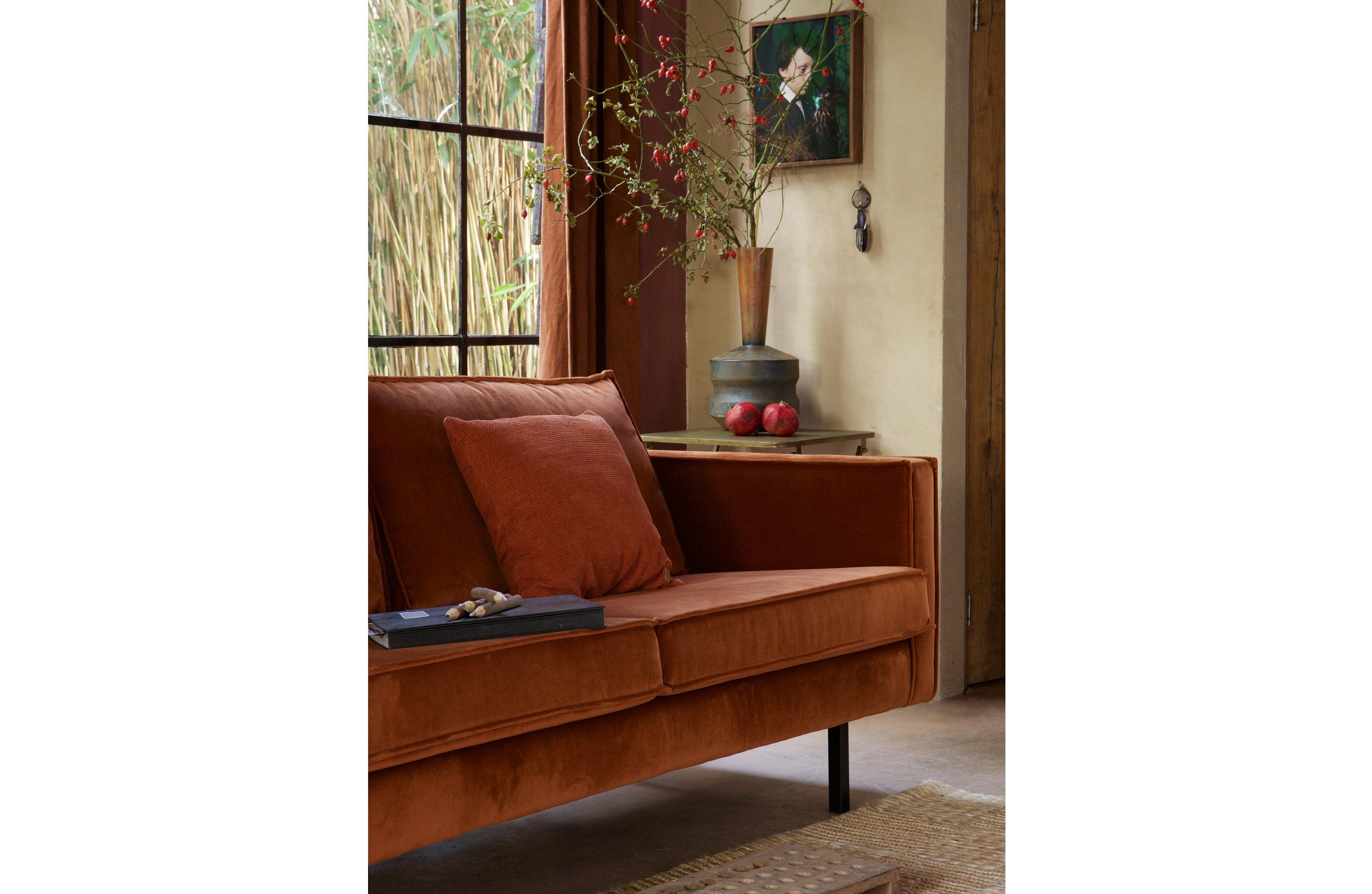 Sofa aksamitna 2,5-osobowa RODEO rdzawy Be Pure Eye on Design