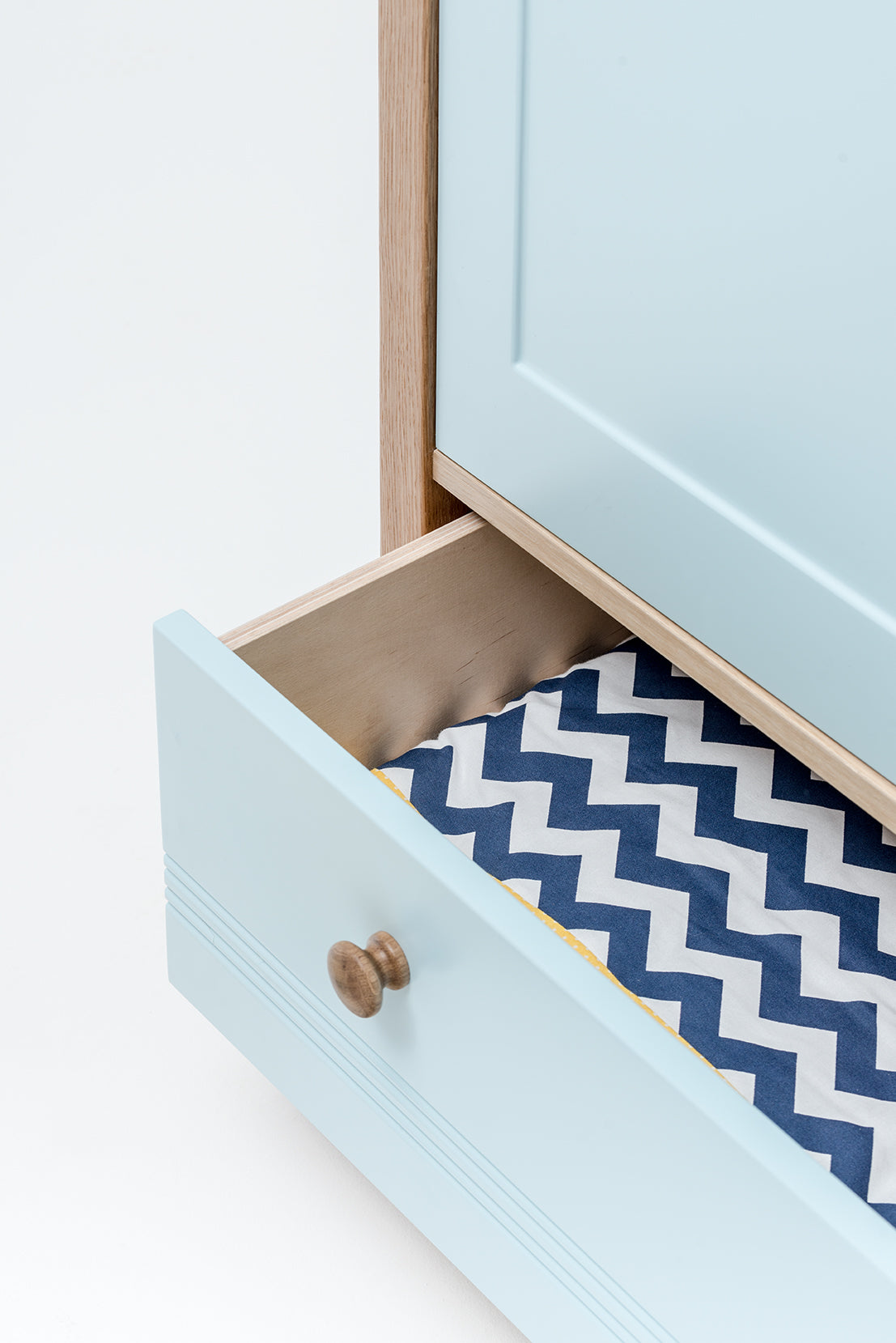 Schrank SOFIA himmelblau