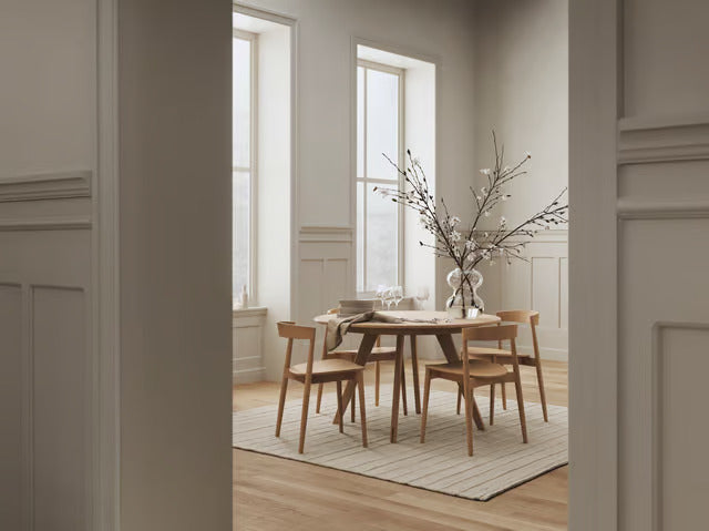 Weicher Stimmungstischs Basis aus gebleichtem Eichenholz