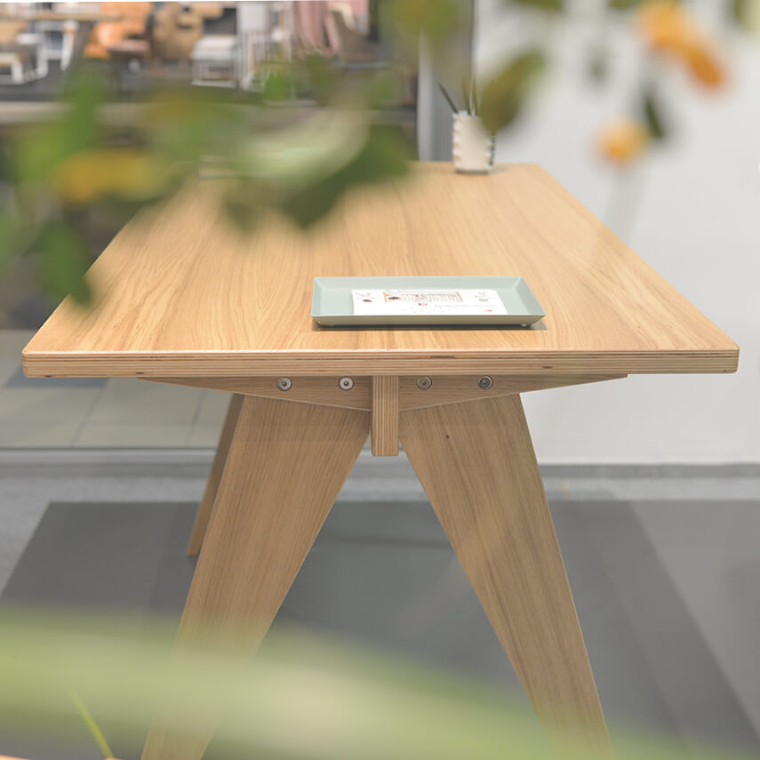 Biurko ST CALIPERS Eichenfurnier