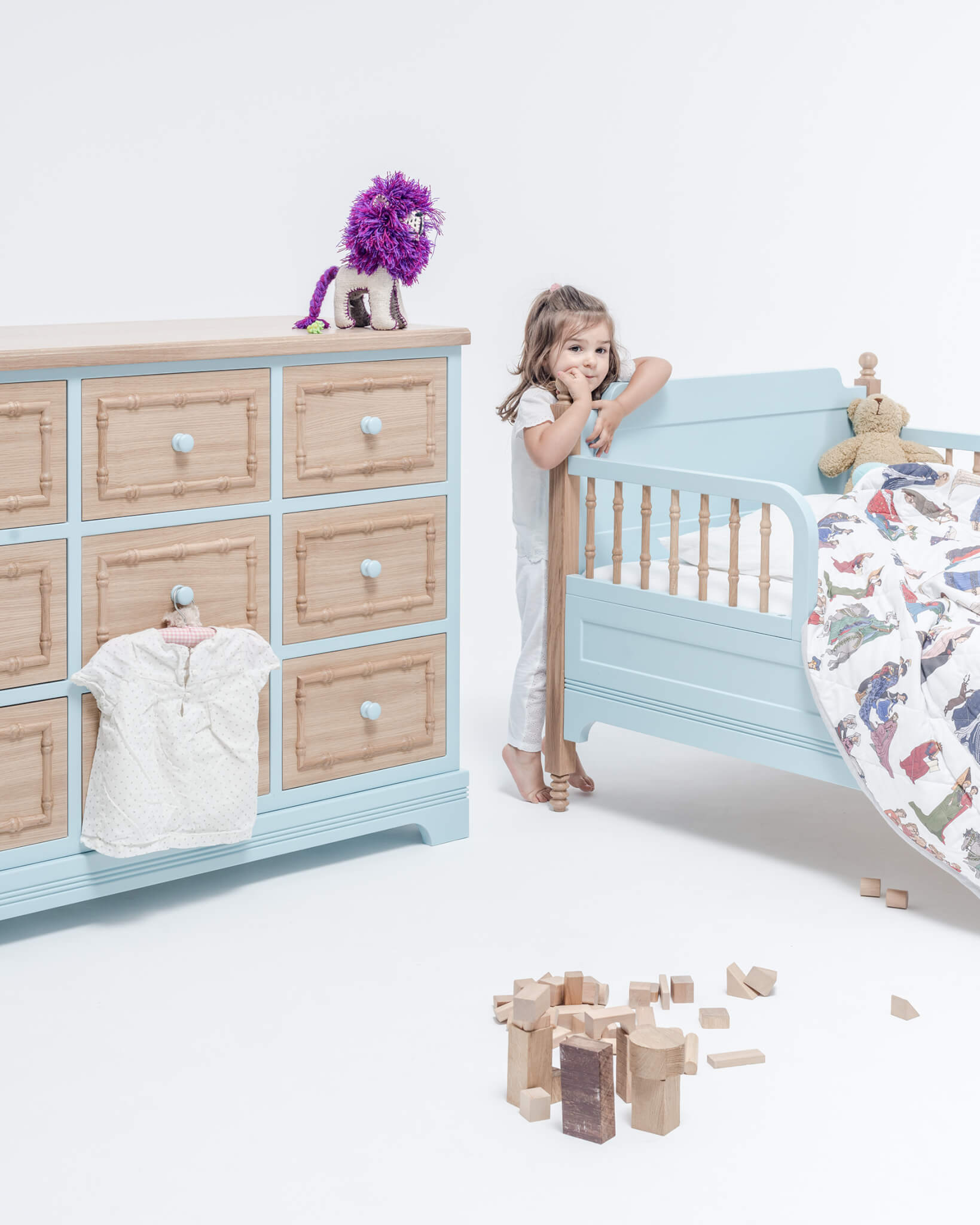 Kommode SOFIA 9 himmelblau