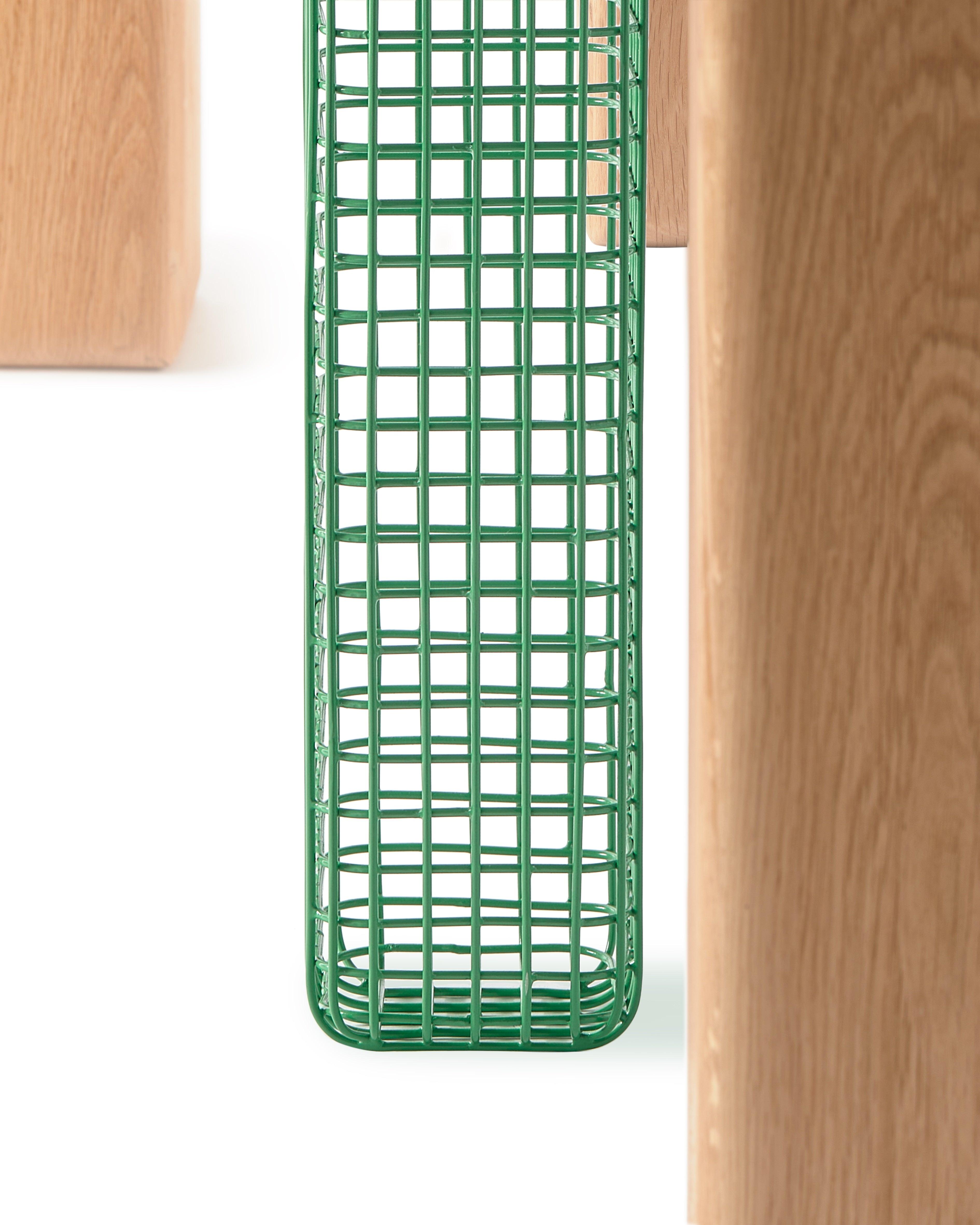 Stół dębowy STILTS z zieloną wstawką Pols Potten Eye on Design