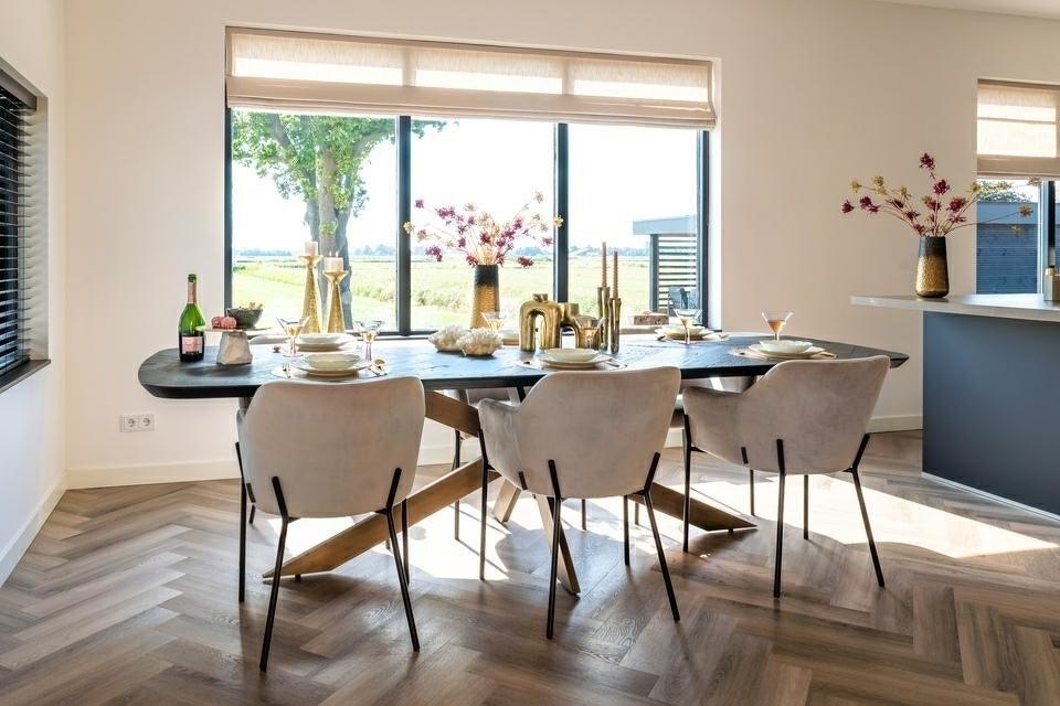 Stół HAYLEY mosiądz Richmond Interiors Eye on Design