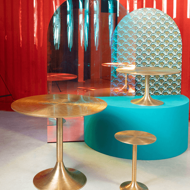 Stół jadalniany HYPNOTISING ROUND mosiądz Bold Monkey Eye on Design