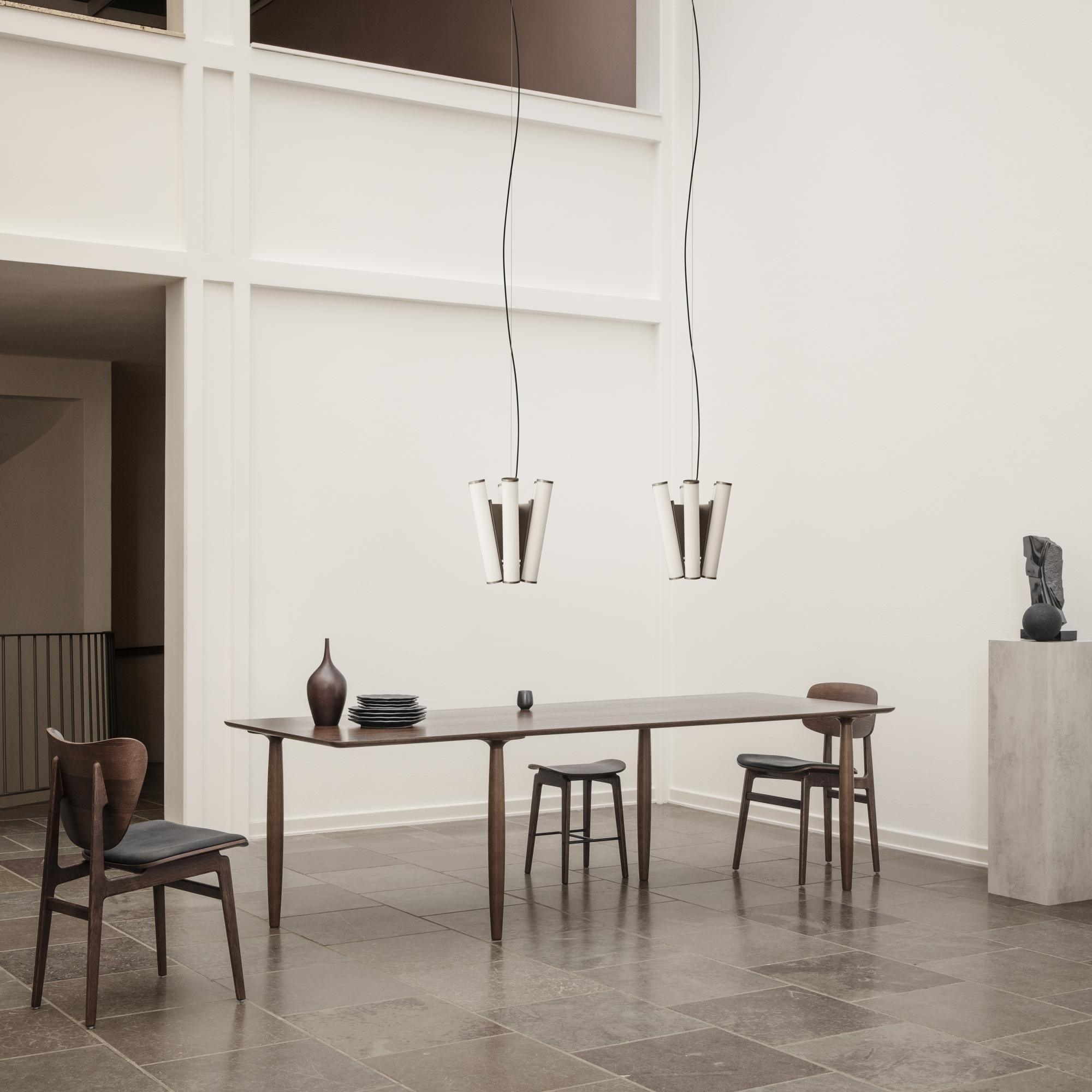 Stół jadalniany OKU ciemny dębowy NORR11 Eye on Design