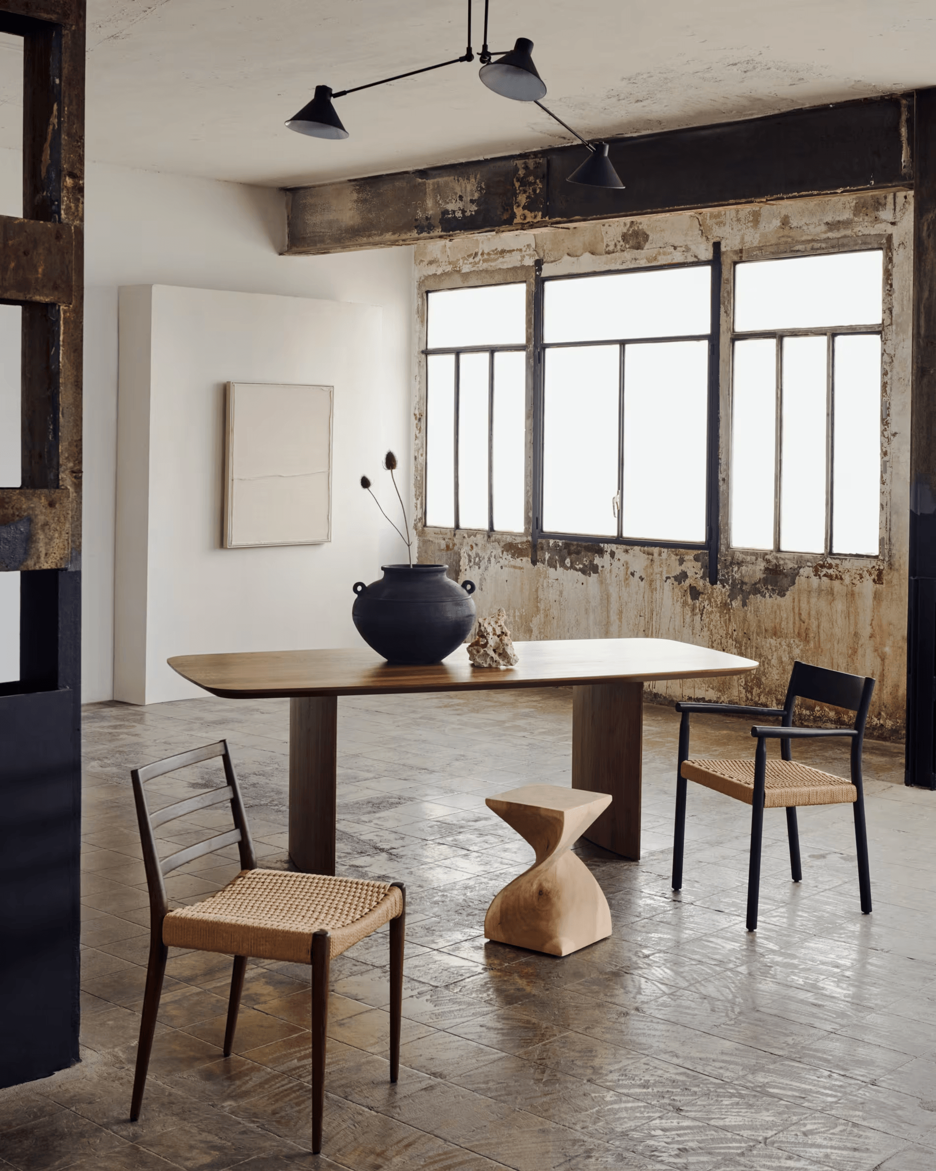 Stół LITTO fornir orzechowy La Forma Eye on Design