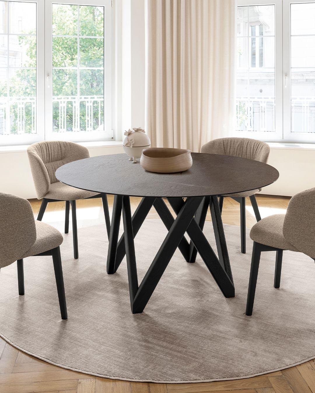 Stół okrągły CARTESIO czarny marmur Calligaris Eye on Design