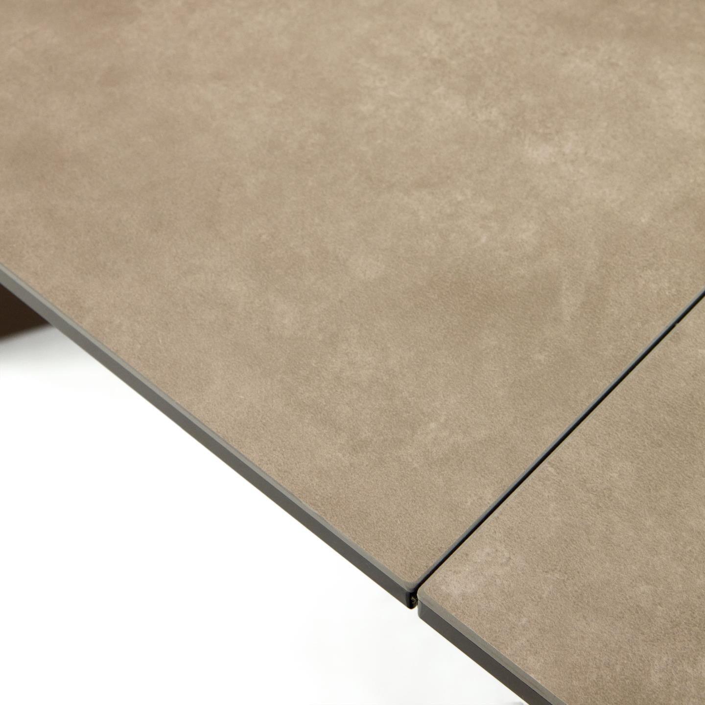 Stół rozkładany ATMINDA porcelanowy blat z brązową podstawą La Forma Eye on Design