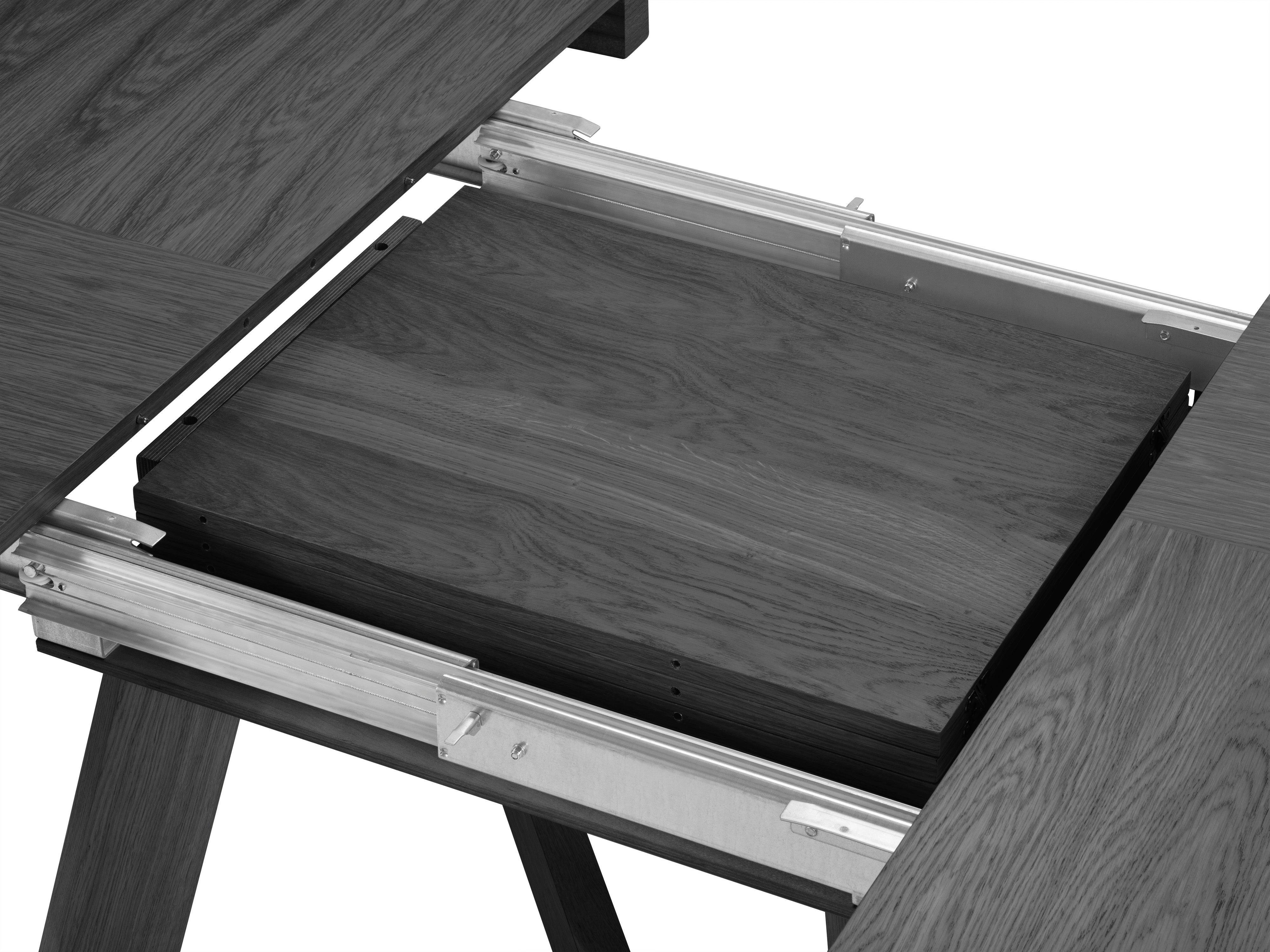 Stół rozkładany BODIL czarny dąb Windsor & Co Eye on Design