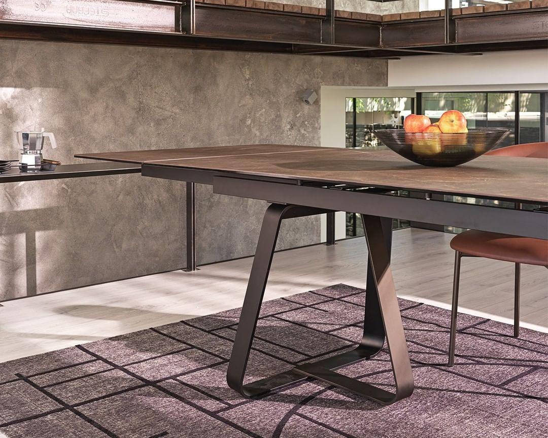 Stół rozkładany prostokątny SUNSHINE złoty marmur Calligaris Eye on Design