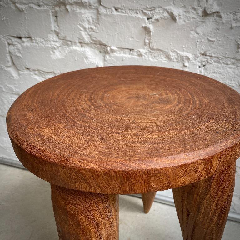 Stołek SENOFO drewniany Pols Potten Eye on Design