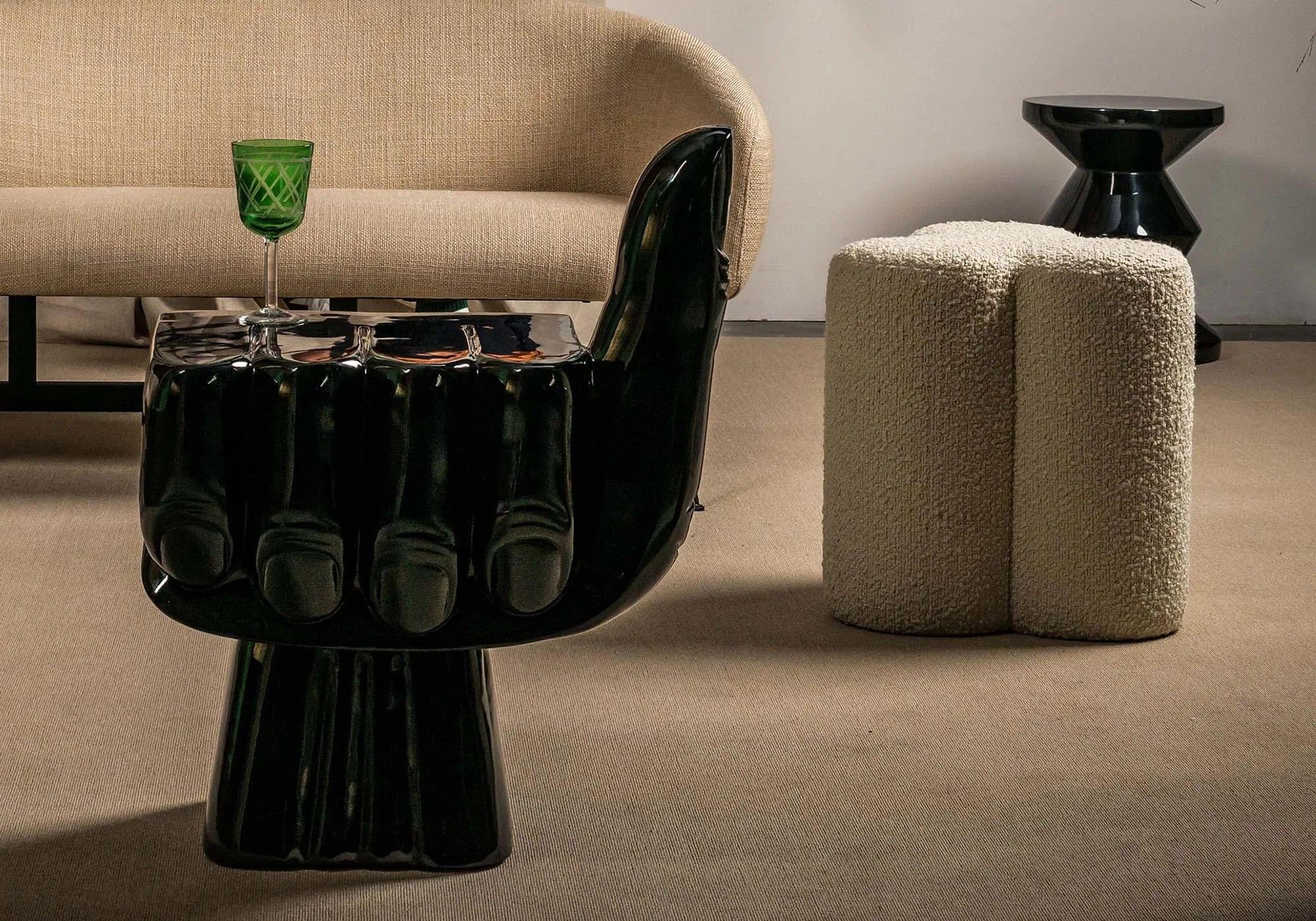 Stołek w tkaninie boucle CLOVER beżowy Pols Potten Eye on Design