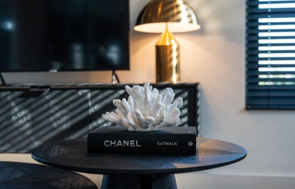 Stolik boczny BLAX czarny fornir dębowy Richmond Interiors Eye on Design