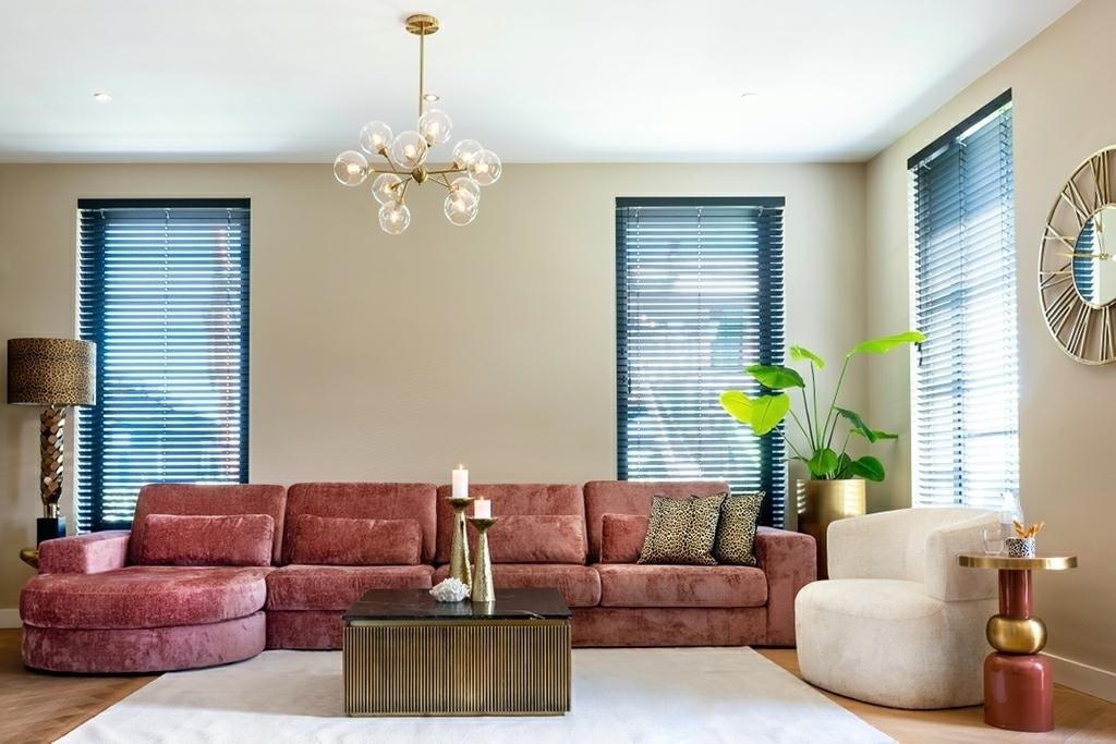 Stolik boczny IRONVILLE złoty Richmond Interiors Eye on Design