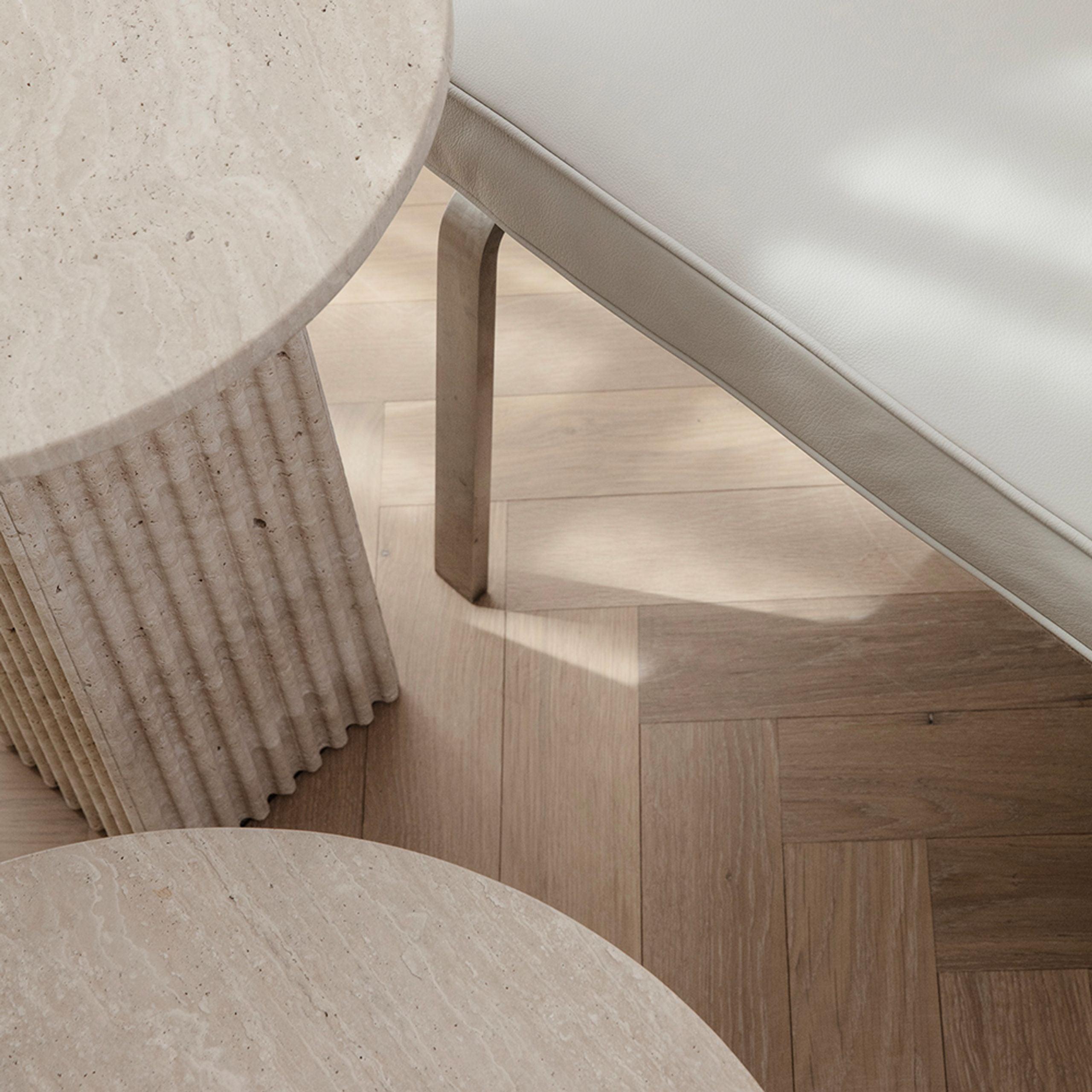 Stolik boczny SOHO trawertyn NORR11 Eye on Design