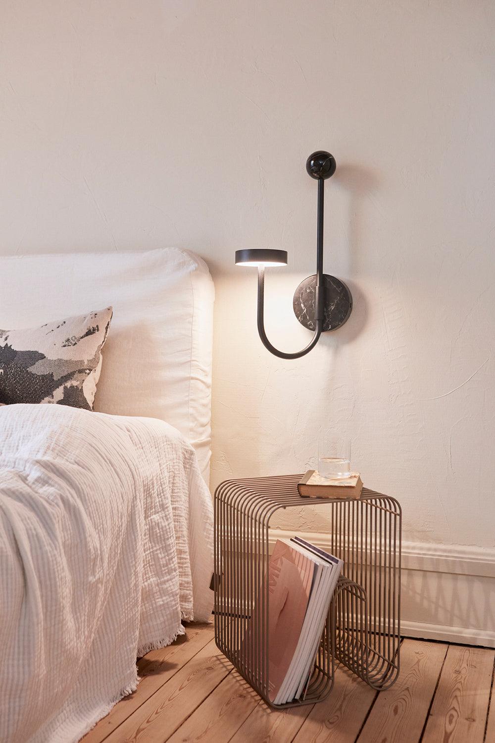 Stolik CURVA taupe AYTM Eye on Design