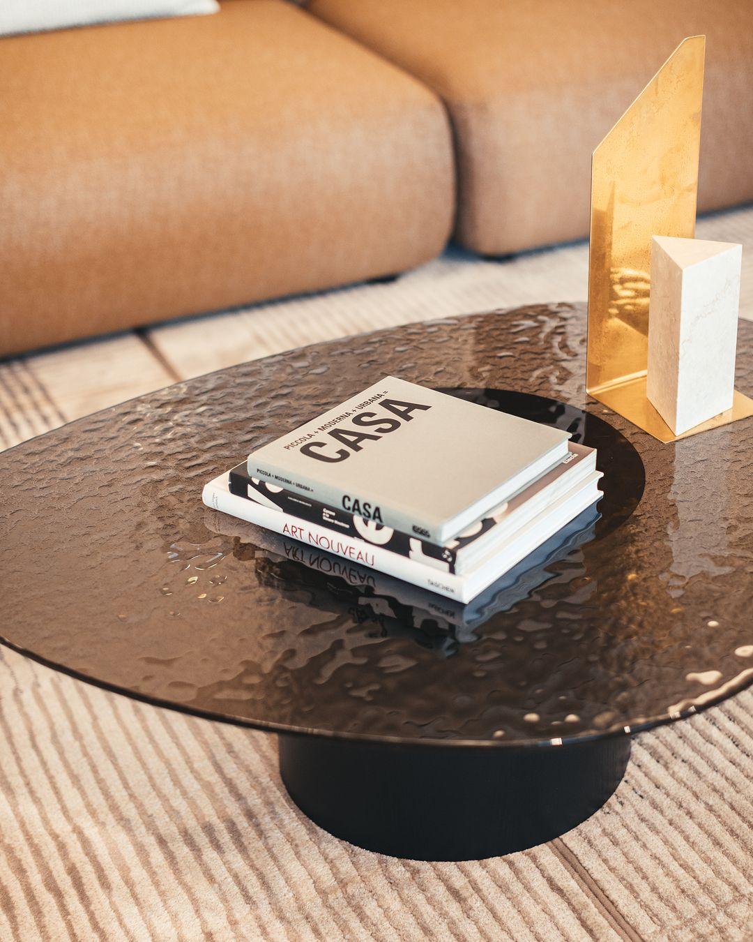 Stolik kawowy MUSHROOM ciemnobrązowa podstawa Calligaris Eye on Design