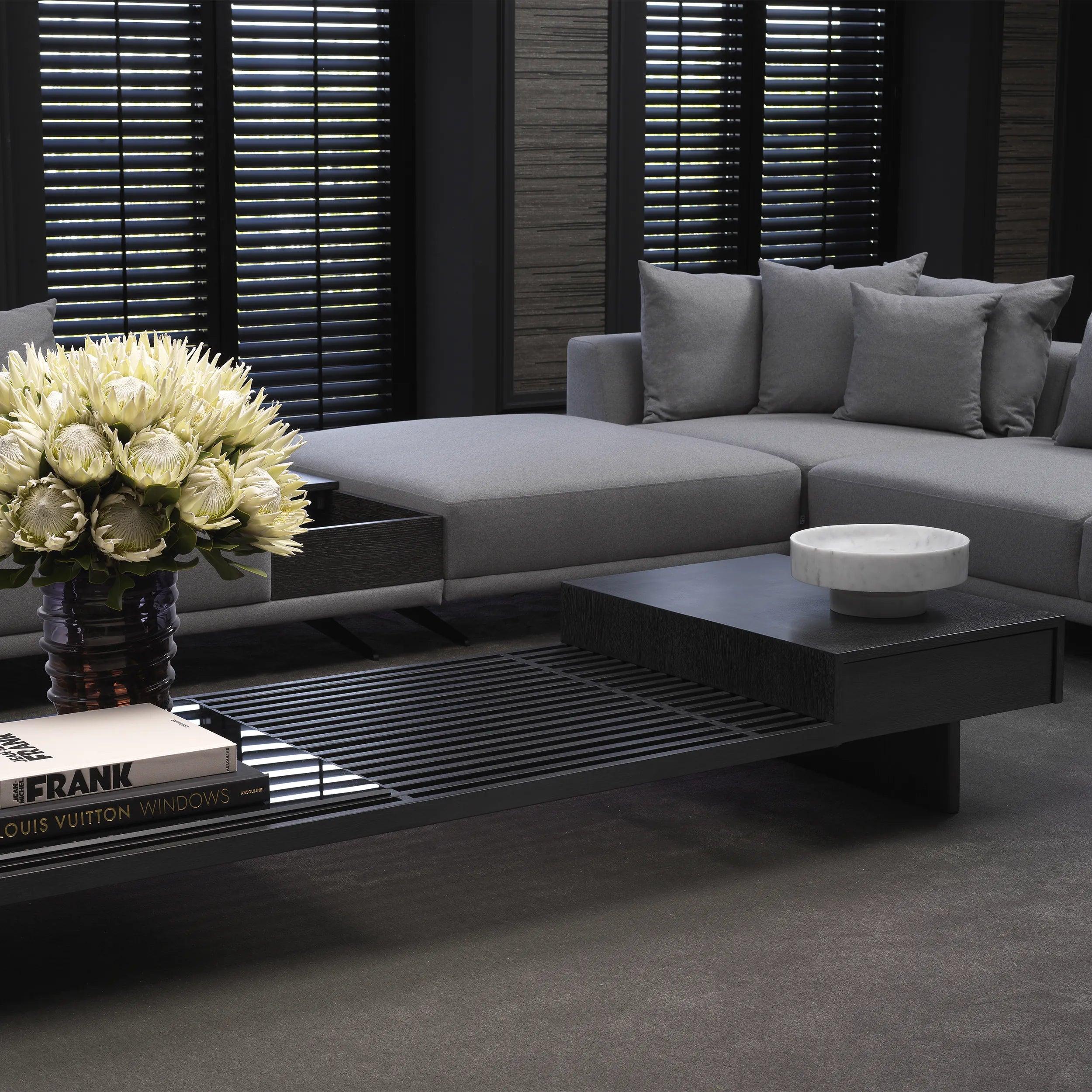 Stolik kawowy THE CREST czarny Eichholtz Eye on Design