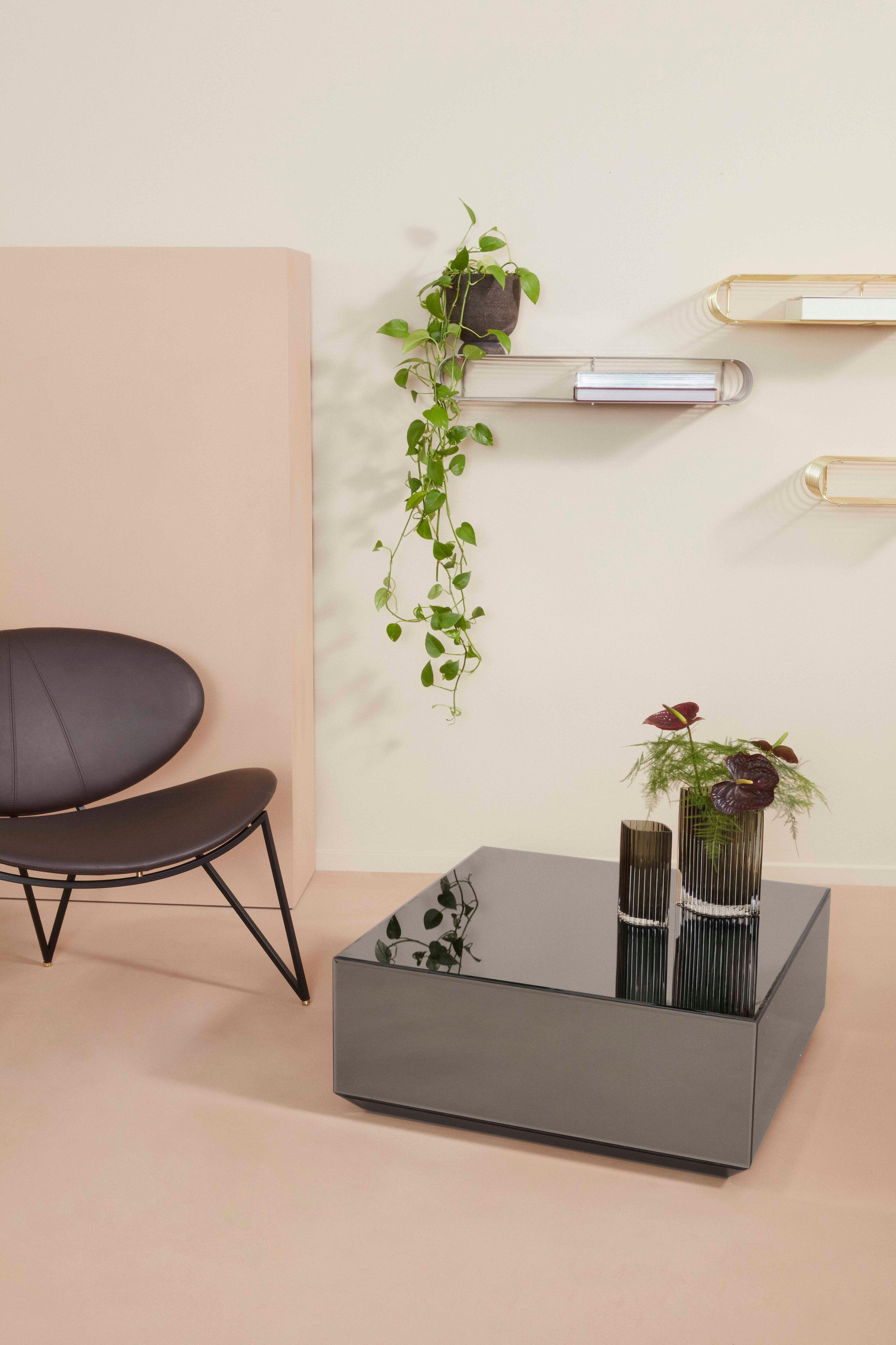 Stolik SPECULUM czarny AYTM Eye on Design